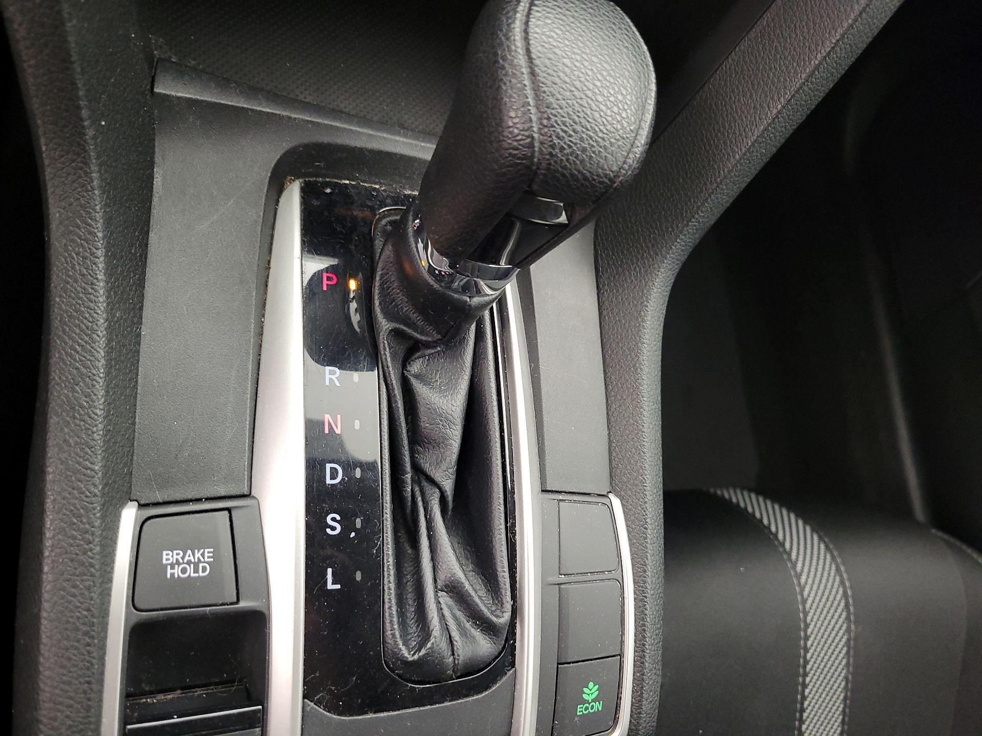 Thumbnail: 2016 Honda Civic - 17