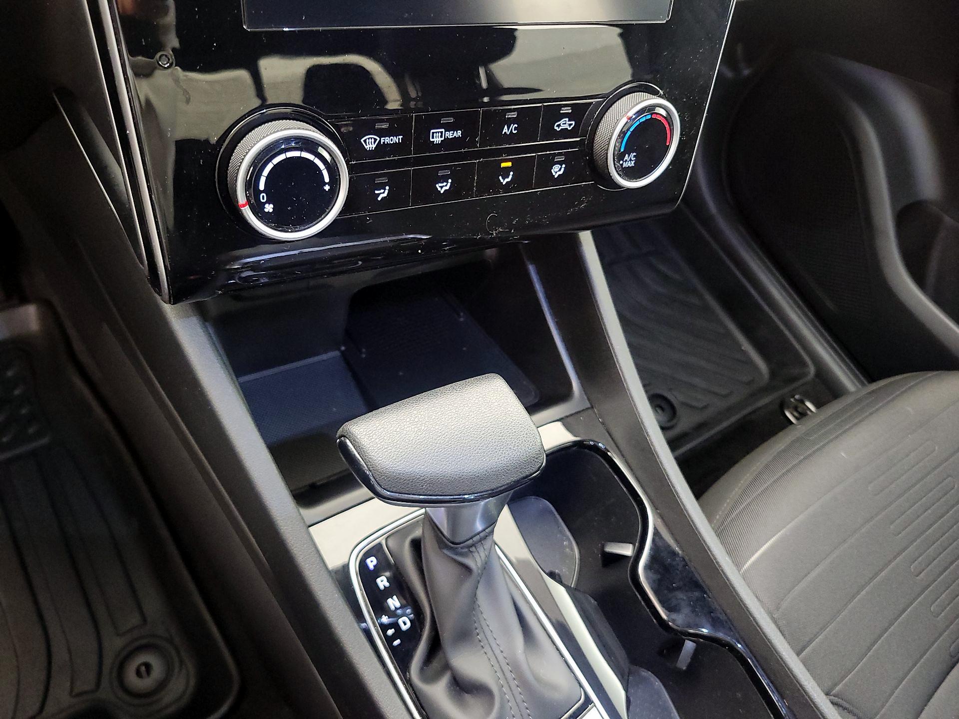 Thumbnail: 2023 Hyundai Santa Cruz - 16