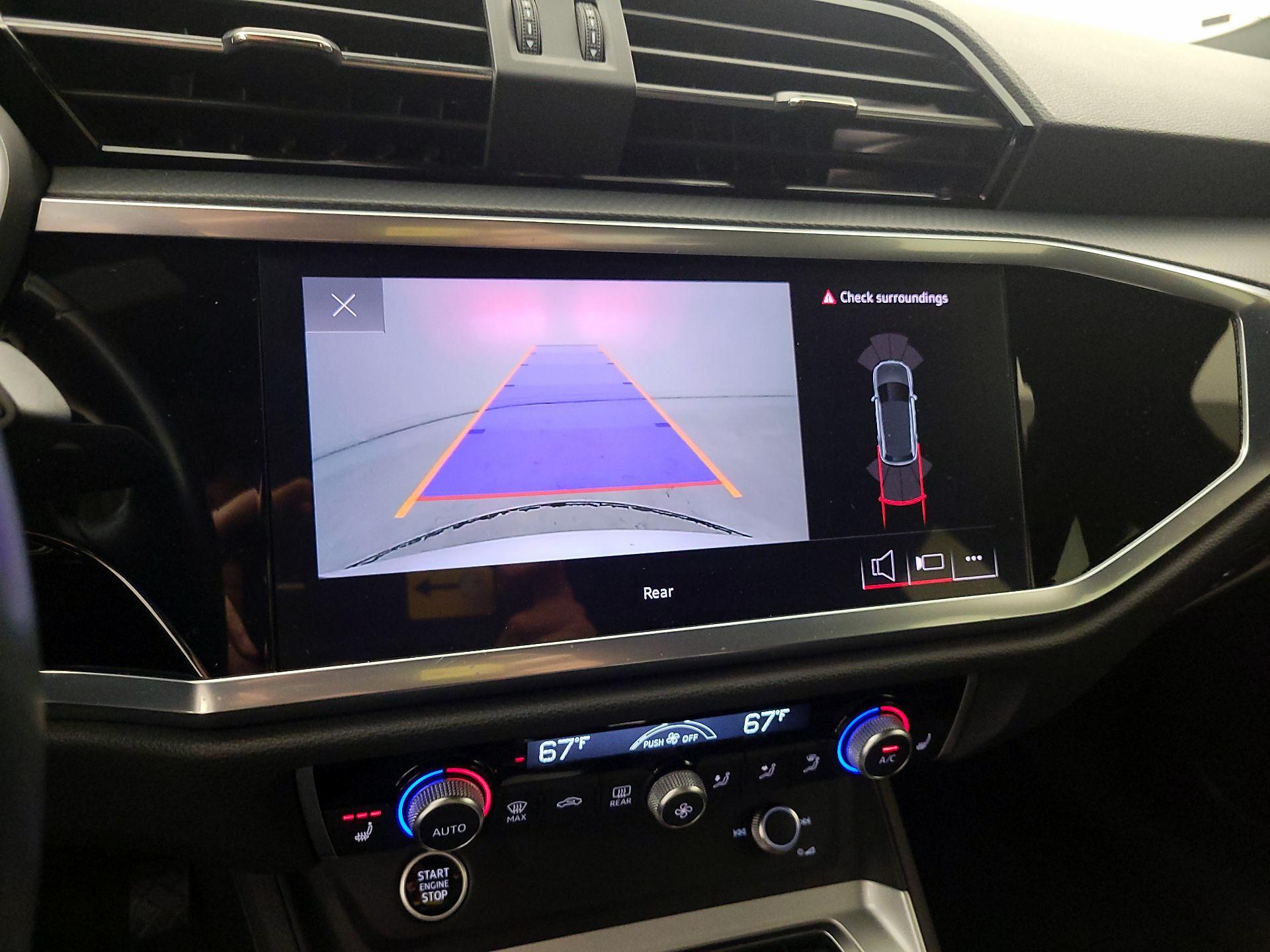 Thumbnail: 2023 Audi Q3 - 14