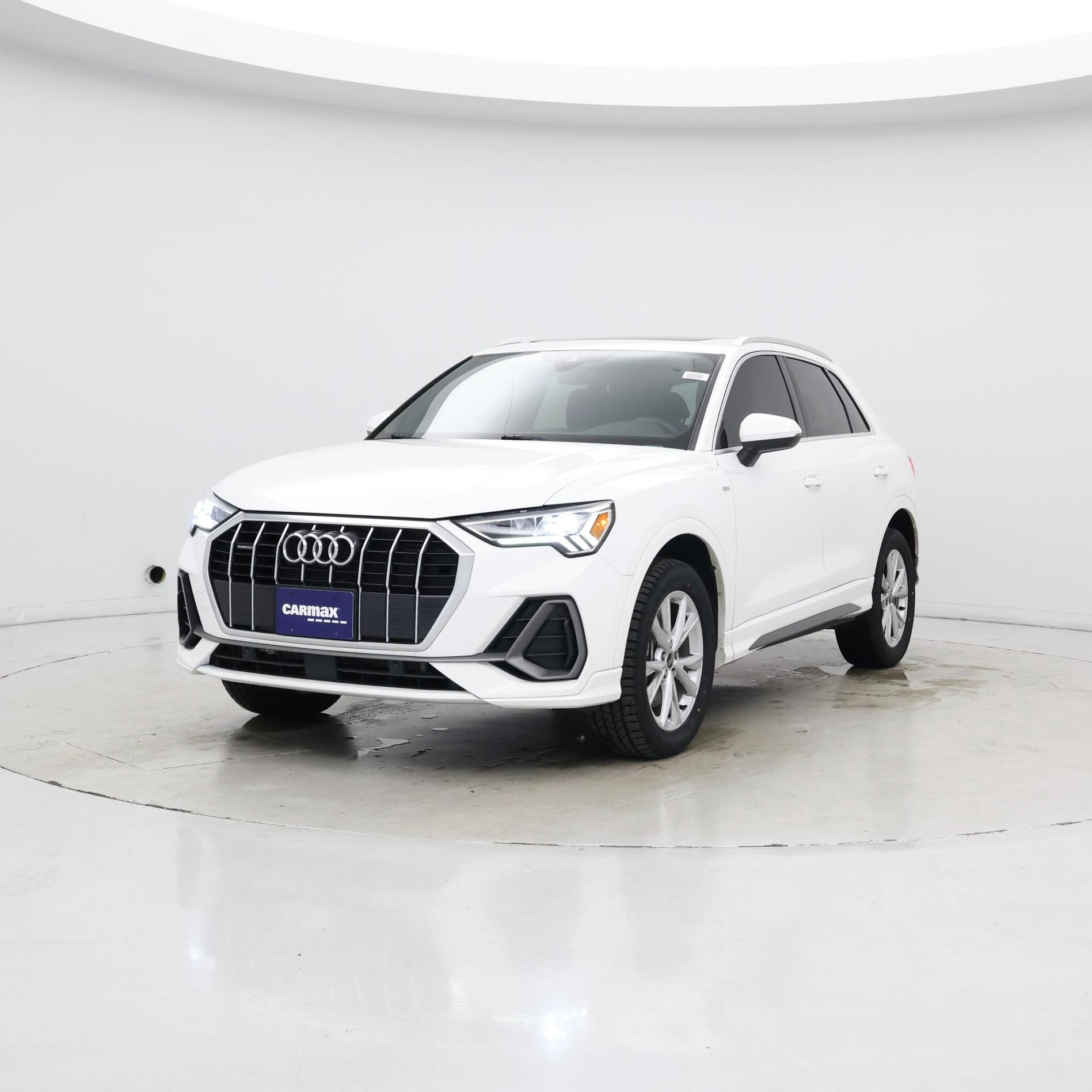 Thumbnail: 2023 Audi Q3 - 4