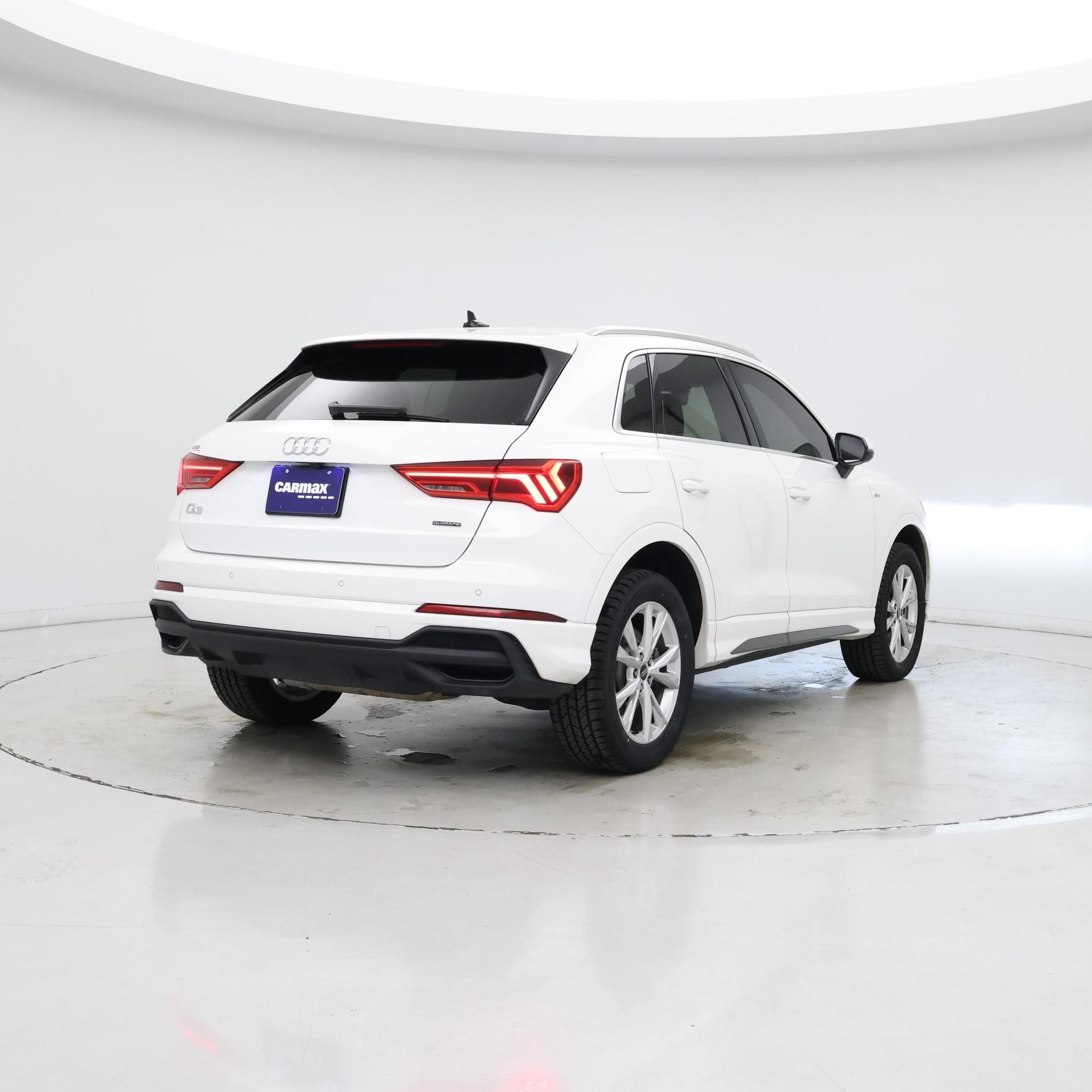 Thumbnail: 2023 Audi Q3 - 8