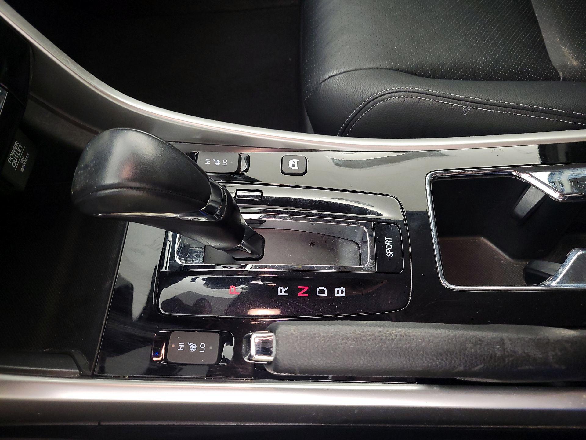 Thumbnail: 2017 Honda Accord - 17