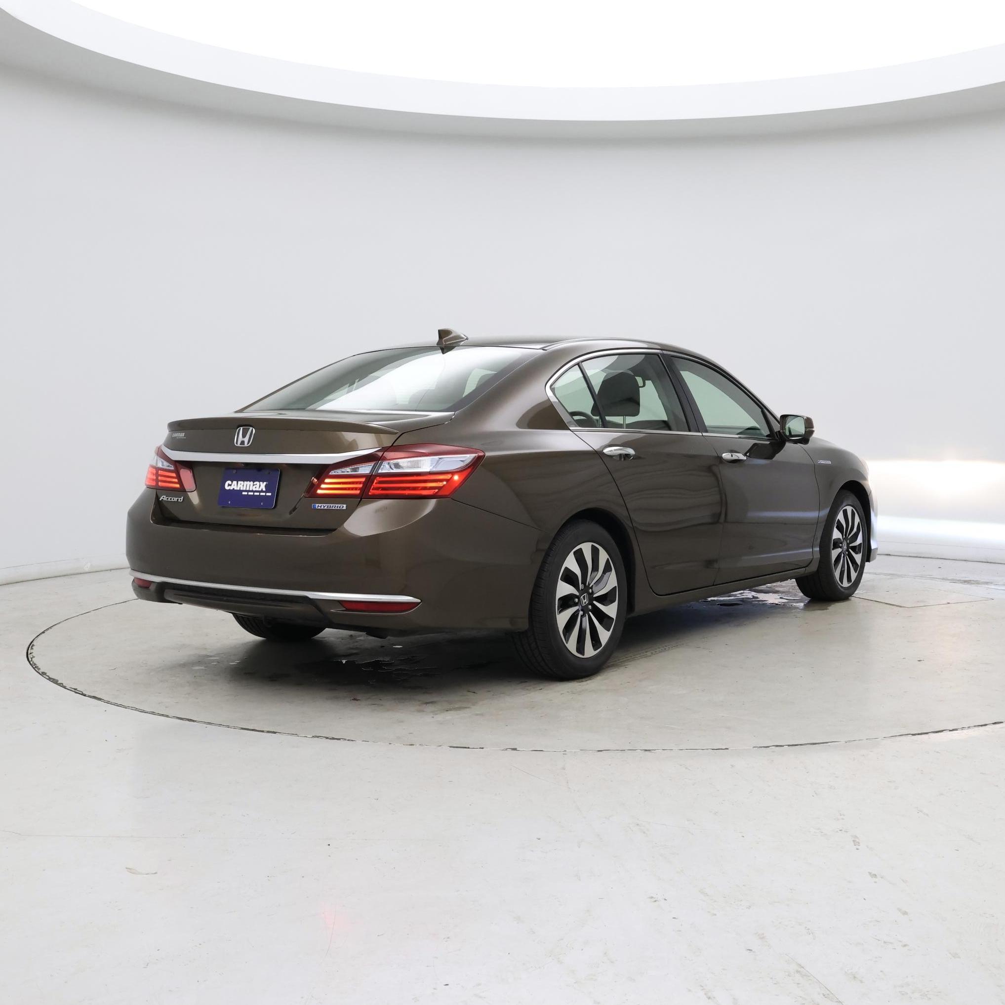 Thumbnail: 2017 Honda Accord - 8