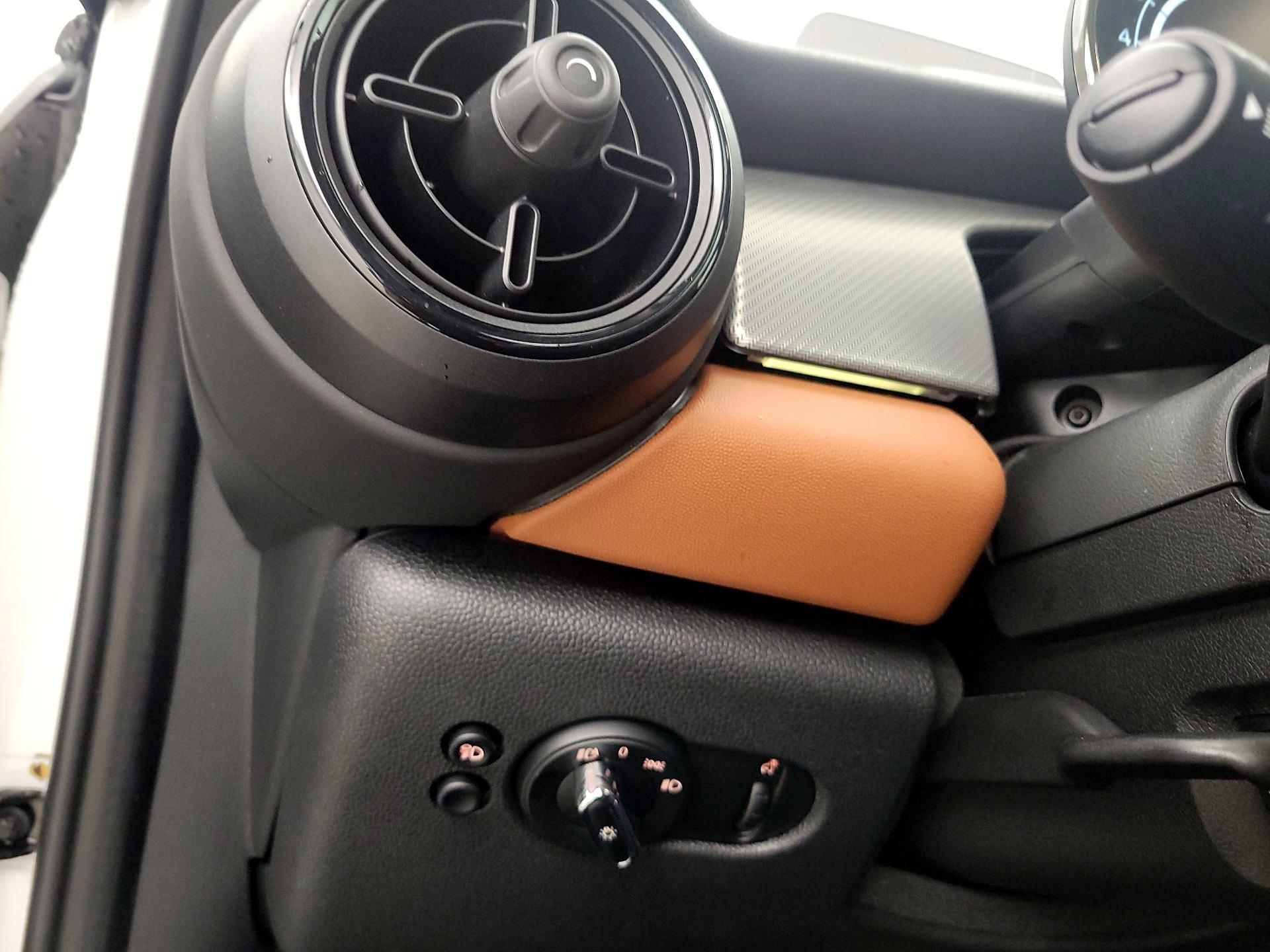 Thumbnail: 2024 MINI Cooper Hardtop - 13