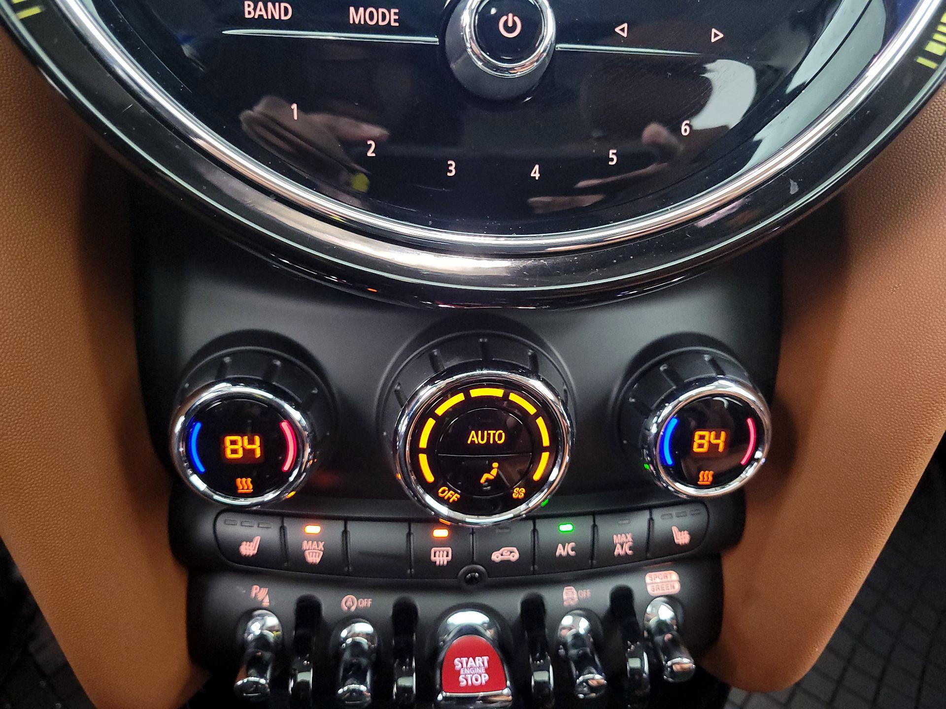Thumbnail: 2024 MINI Cooper Hardtop - 16