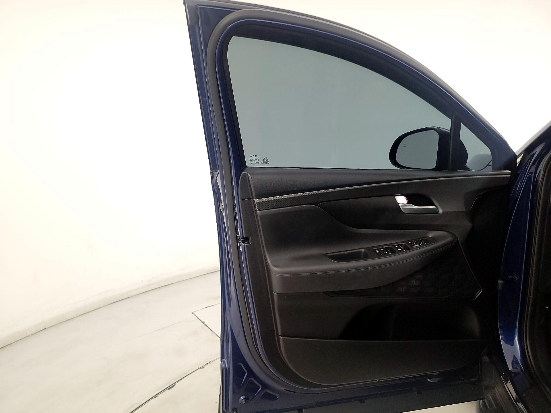 Thumbnail: 2023 Hyundai Santa Fe - 12