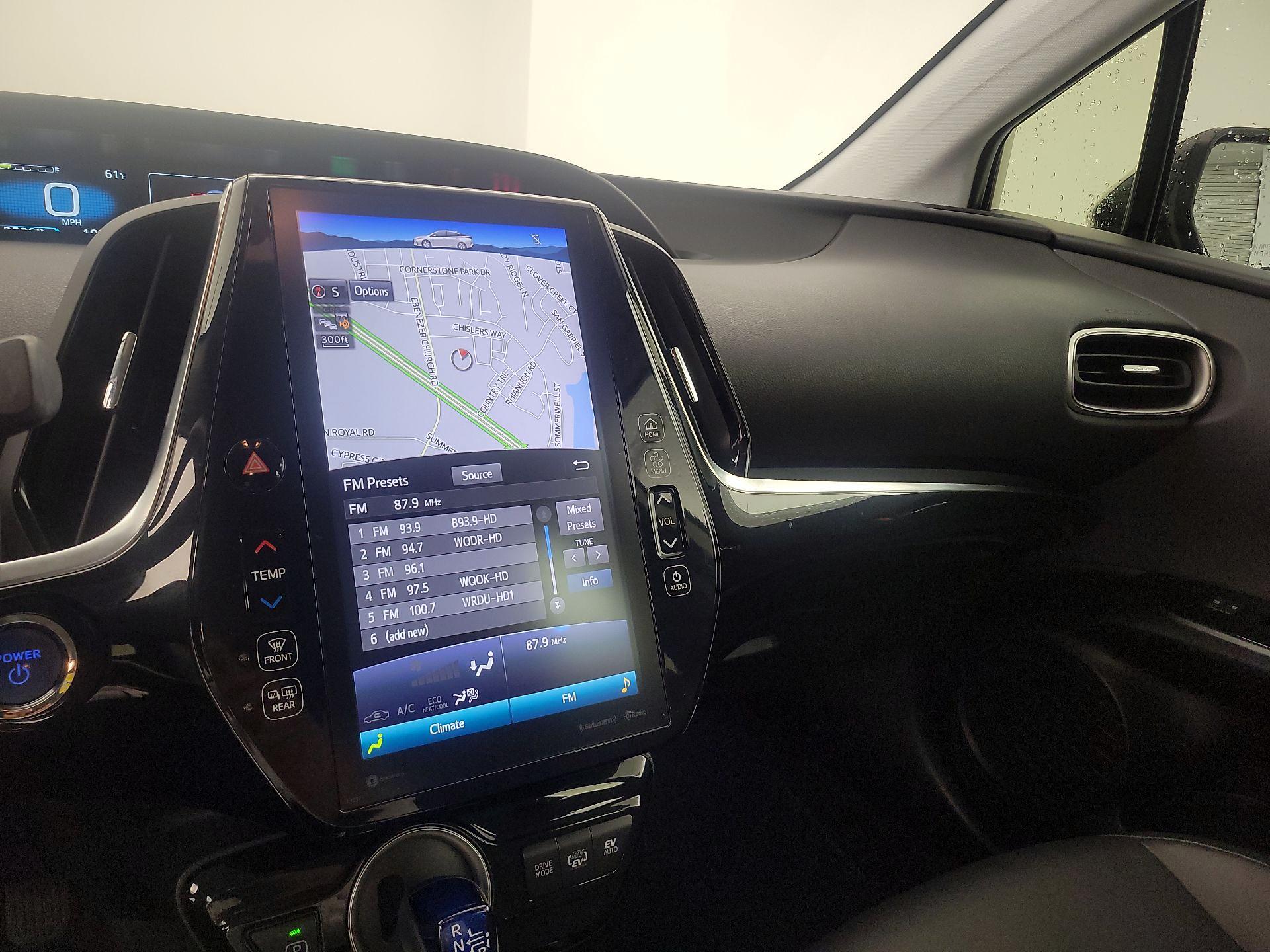 Thumbnail: 2022 Toyota Prius Prime - 16