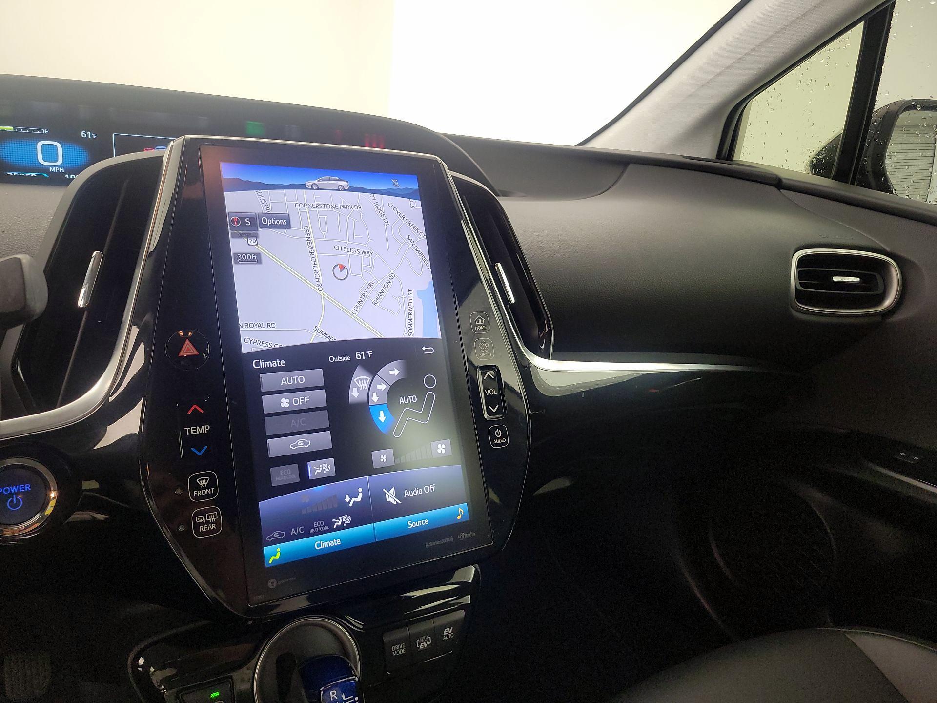 Thumbnail: 2022 Toyota Prius Prime - 17