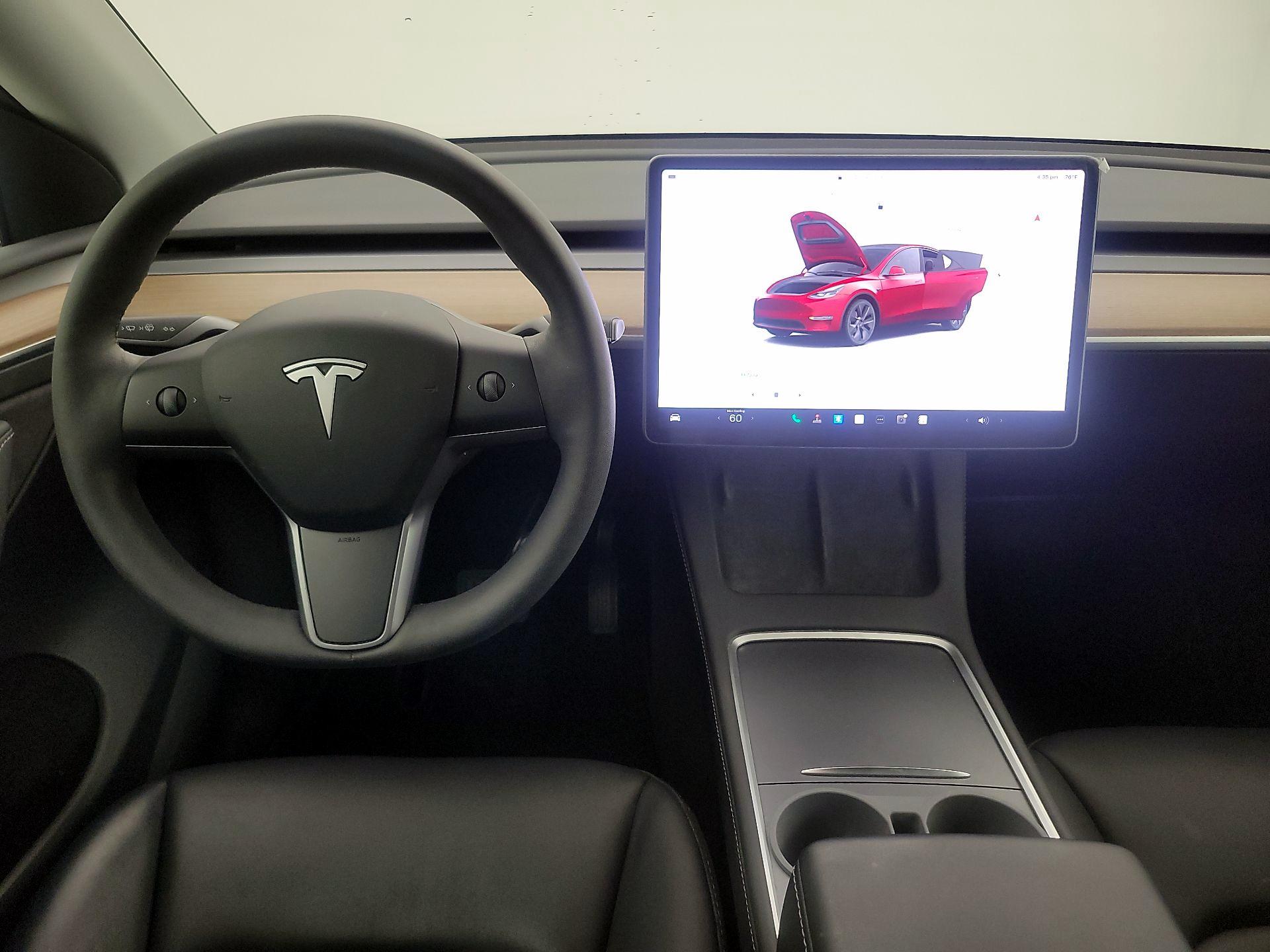 Thumbnail: 2023 Tesla Model Y - 10