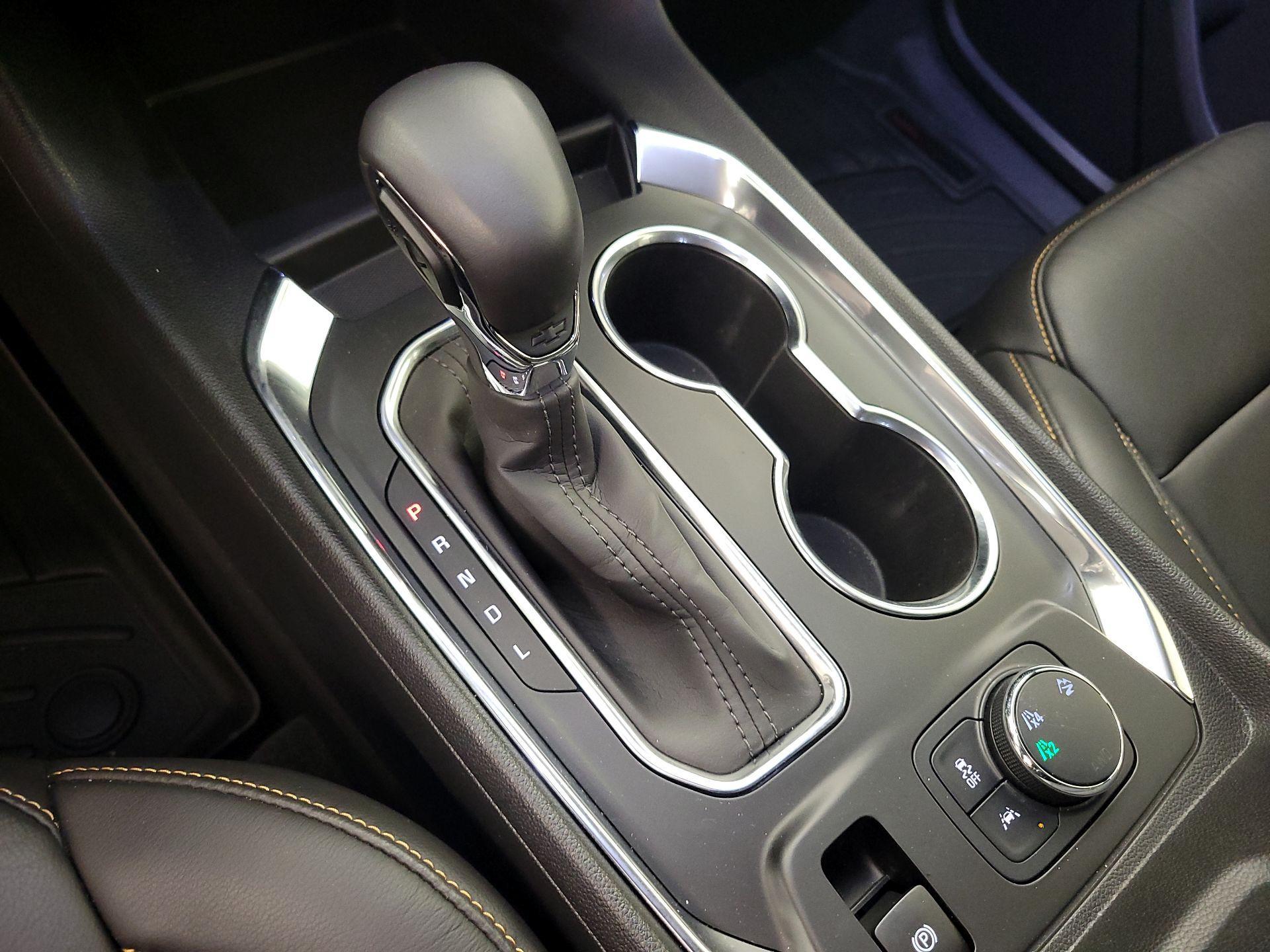 Thumbnail: 2021 Chevrolet Traverse - 17