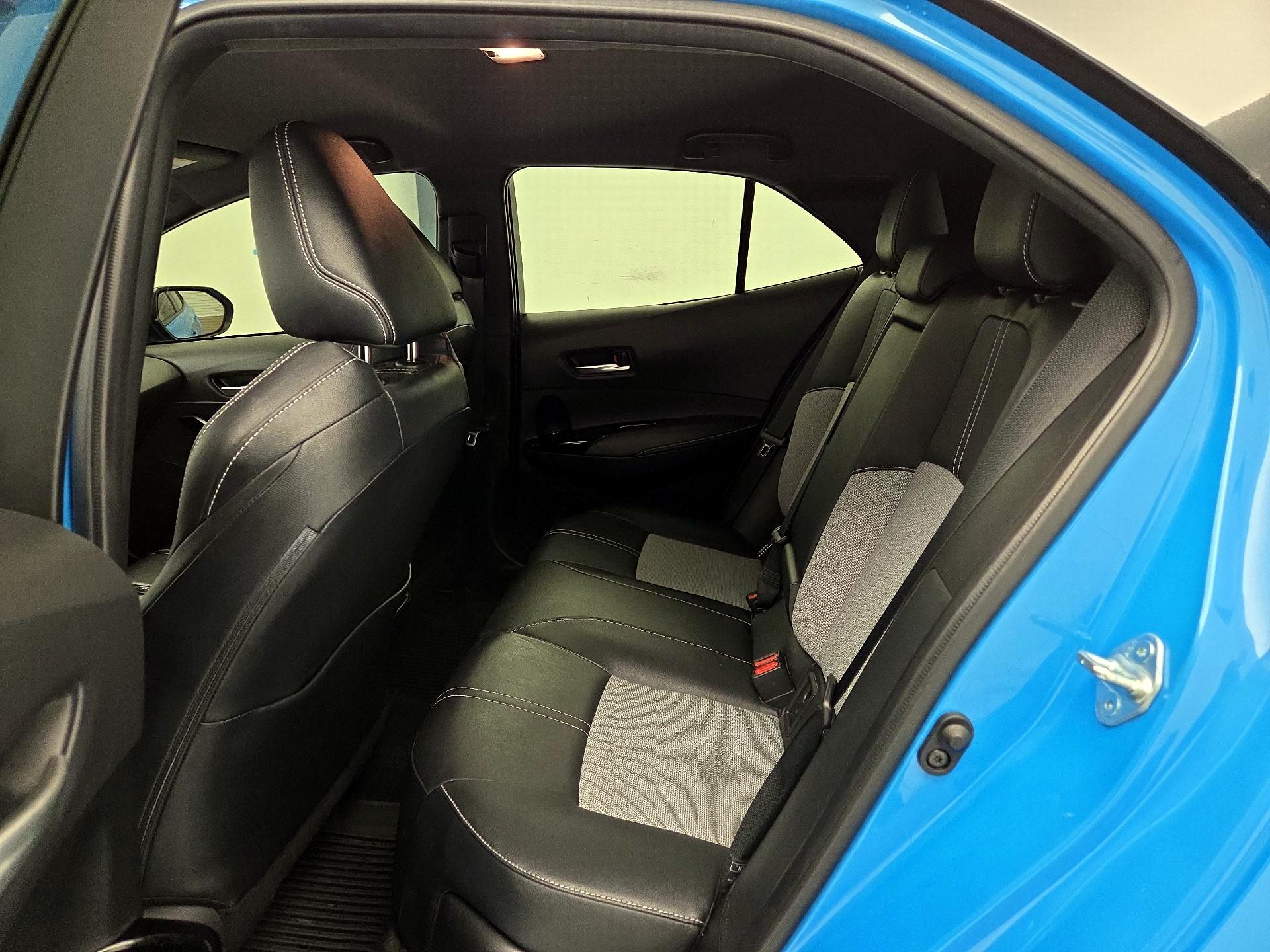 Thumbnail: 2021 Toyota Corolla - 18