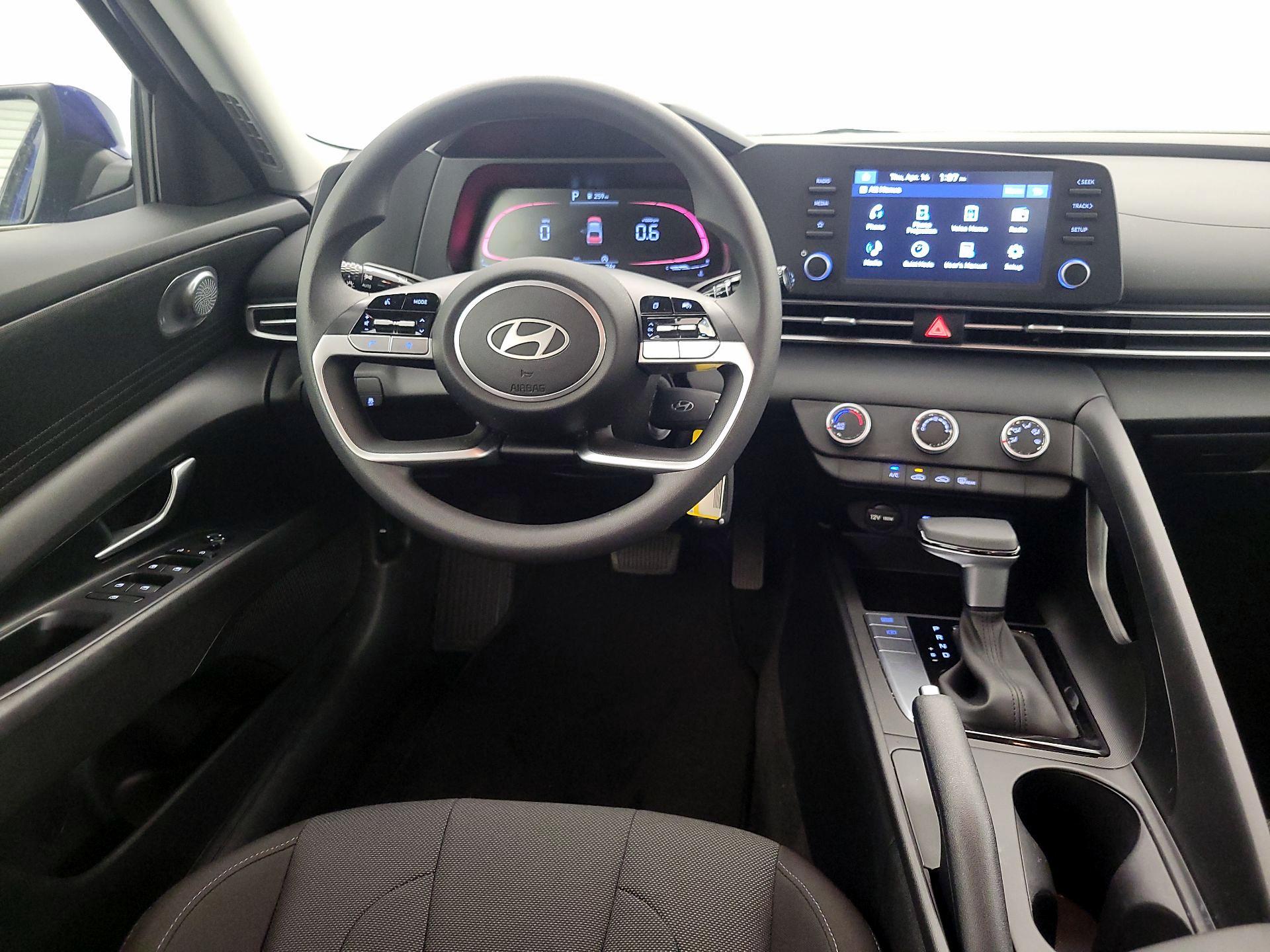 Thumbnail: 2025 Hyundai Elantra - 10