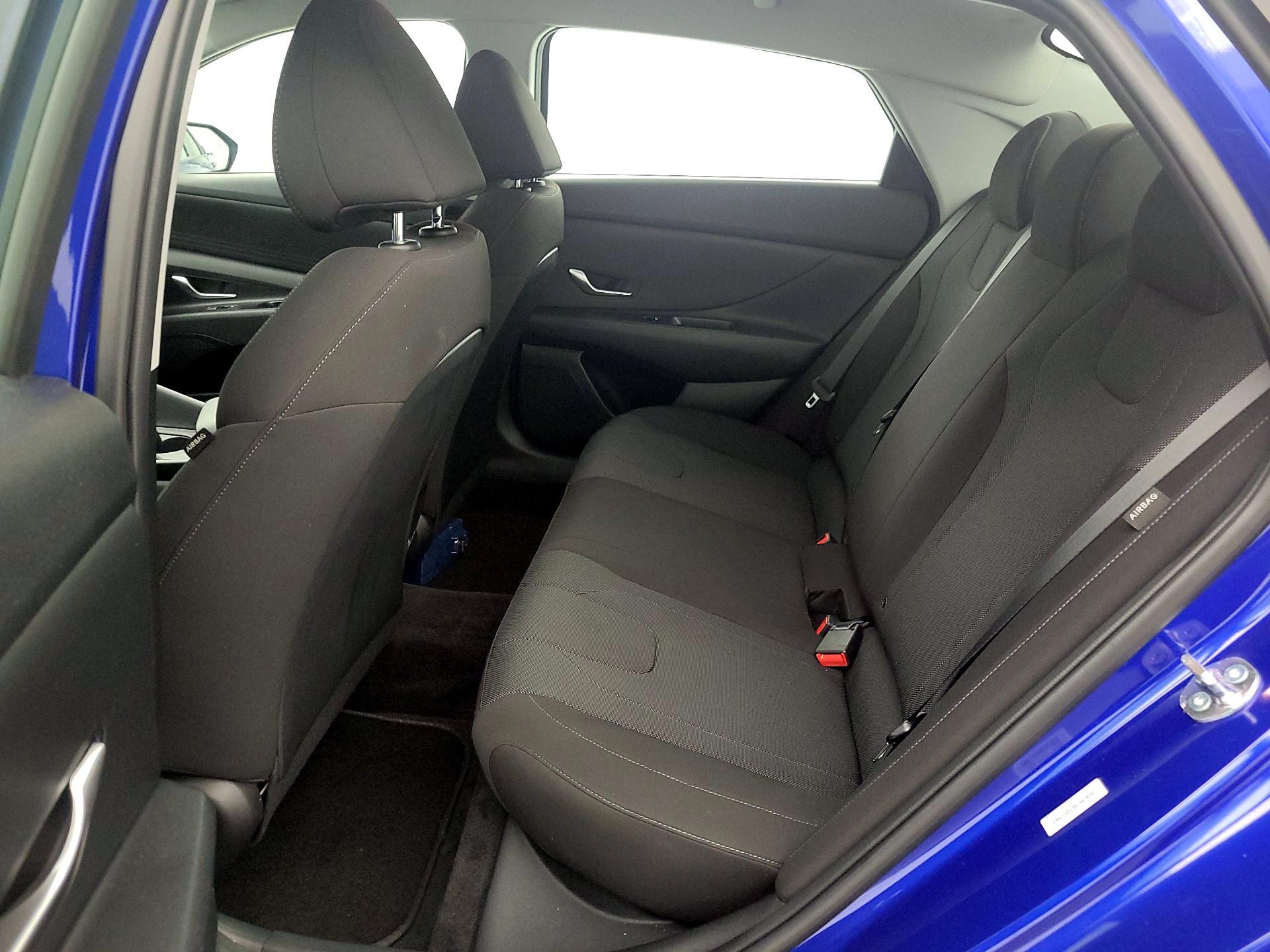 Thumbnail: 2025 Hyundai Elantra - 19