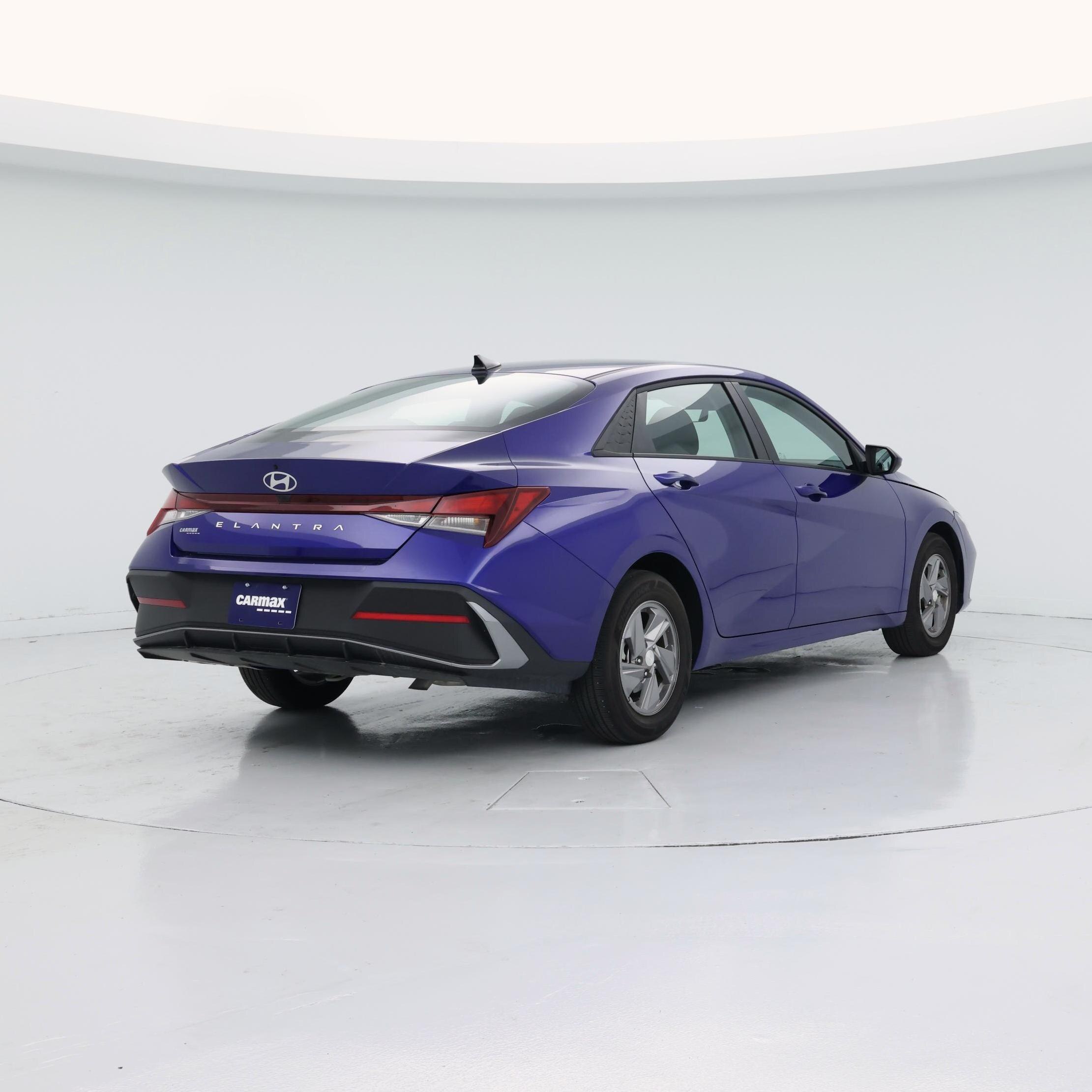 Thumbnail: 2025 Hyundai Elantra - 8