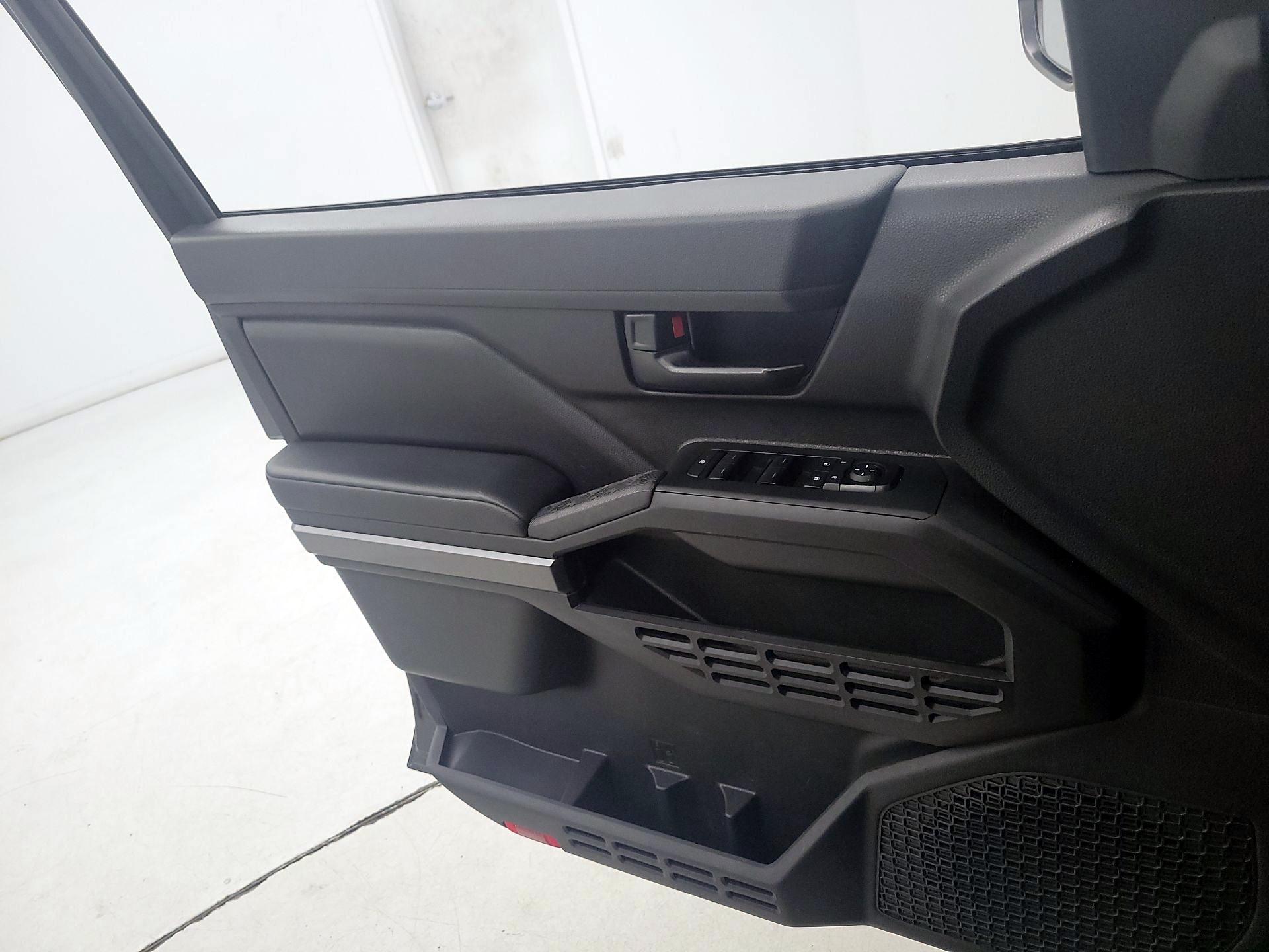 Thumbnail: 2024 Toyota Tacoma - 12