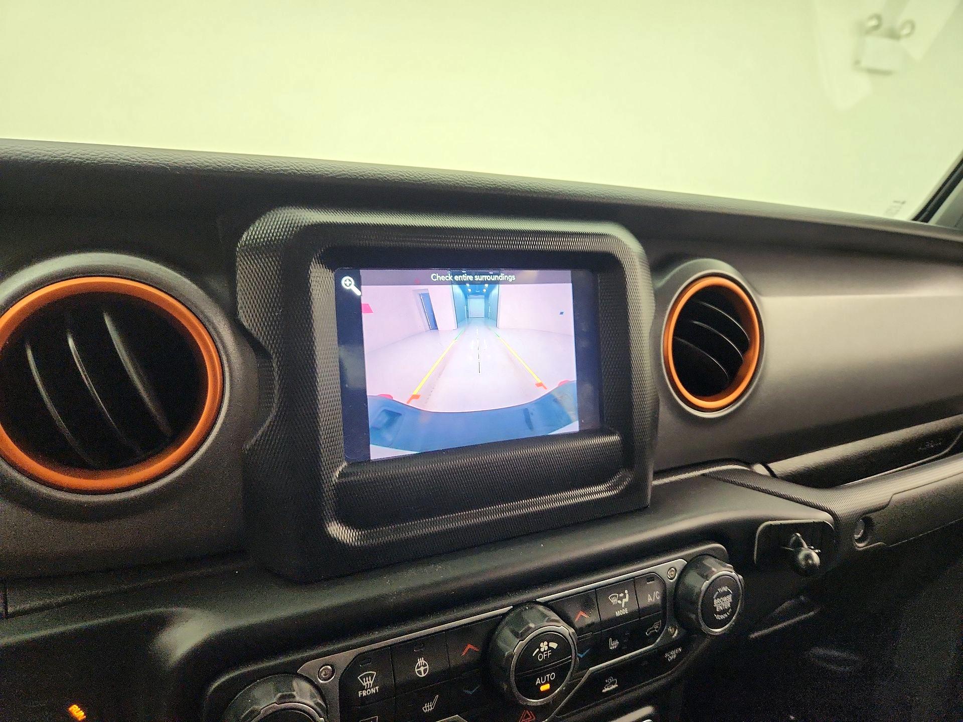 Thumbnail: 2020 Jeep Gladiator - 14