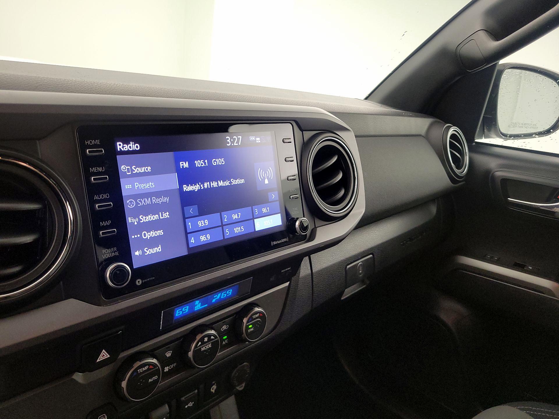 Thumbnail: 2021 Toyota Tacoma - 15