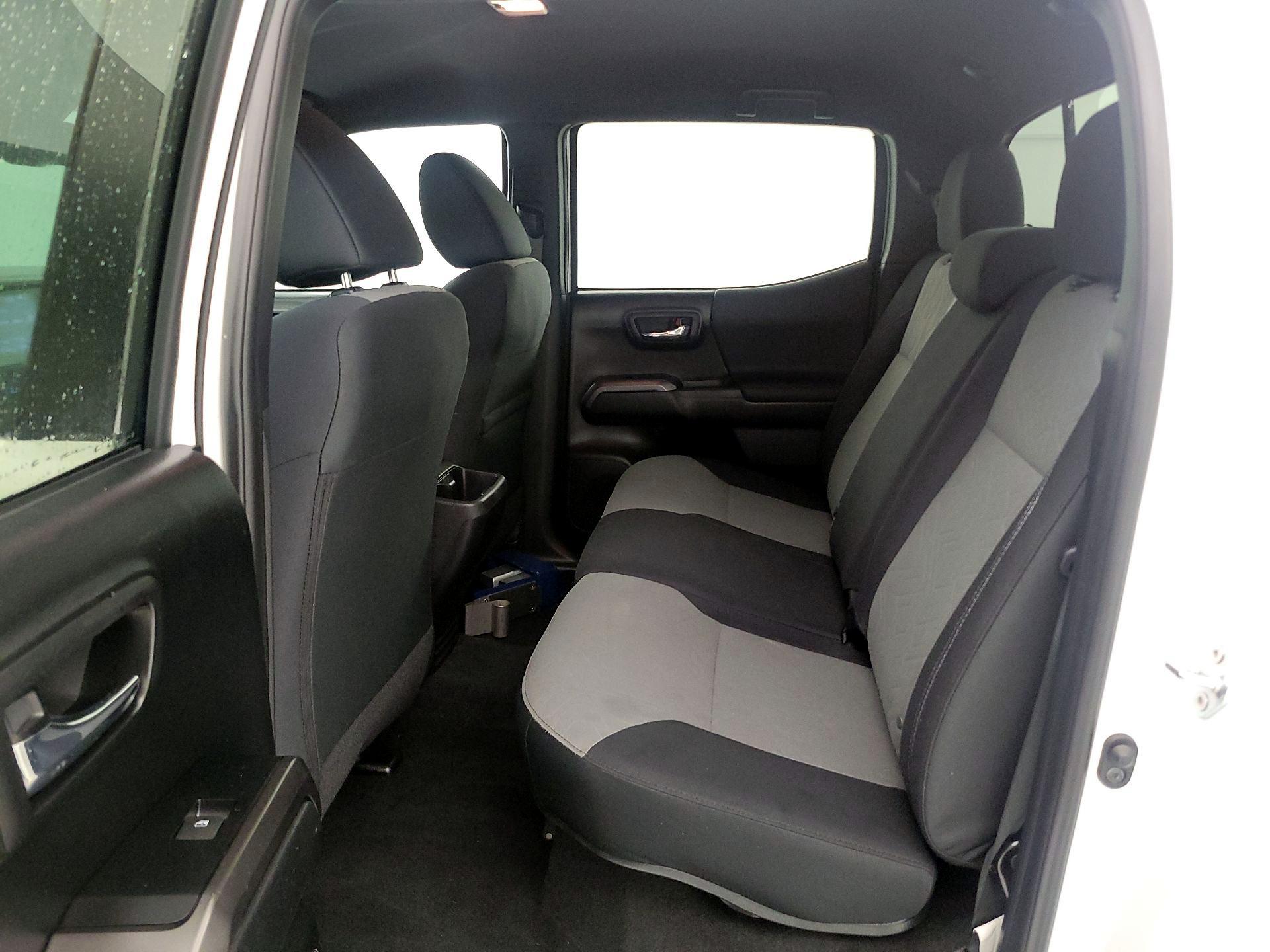 Thumbnail: 2021 Toyota Tacoma - 19