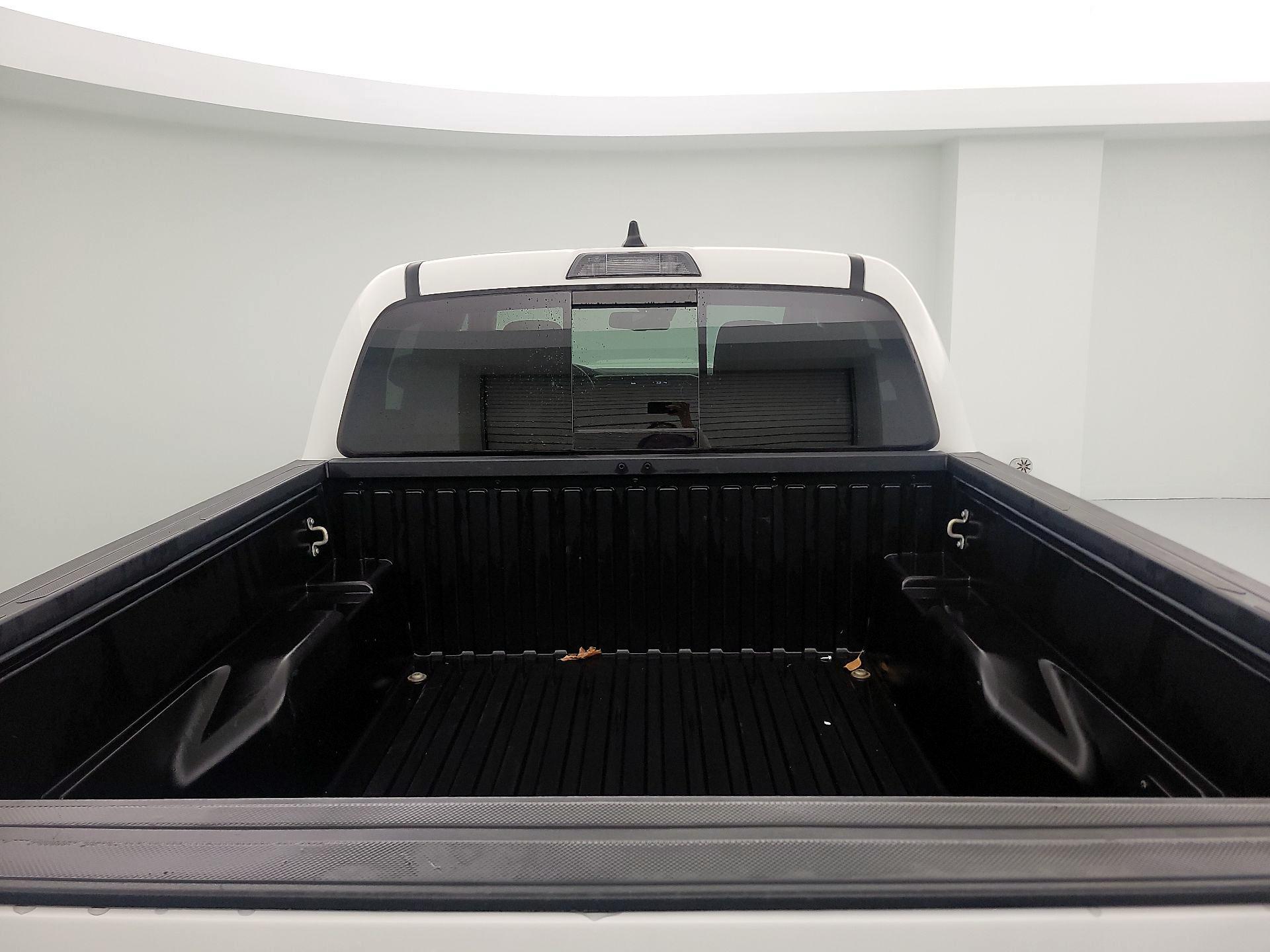 Thumbnail: 2021 Toyota Tacoma - 20