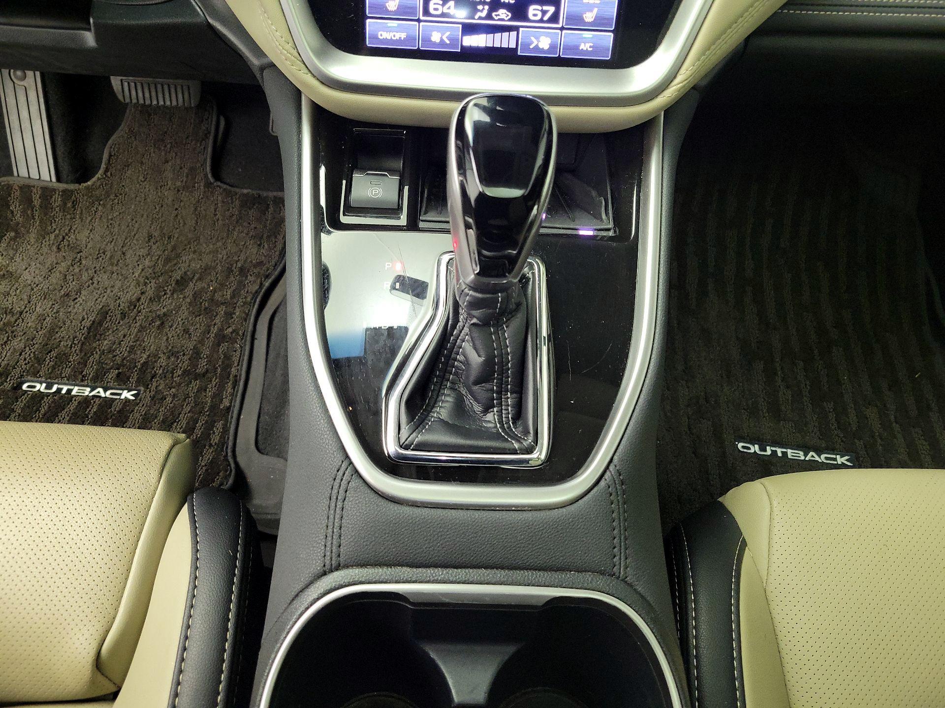 Thumbnail: 2022 Subaru Outback - 18