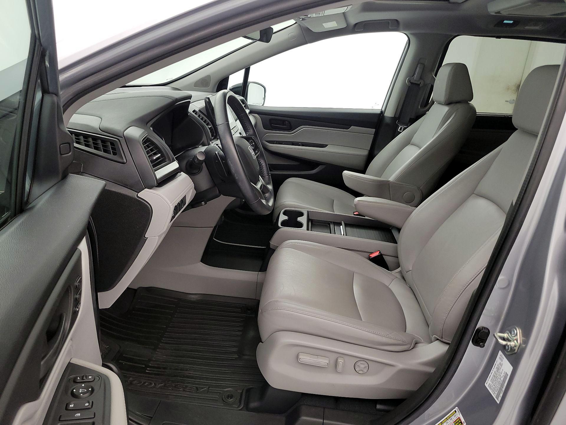 Thumbnail: 2020 Honda Odyssey - 11