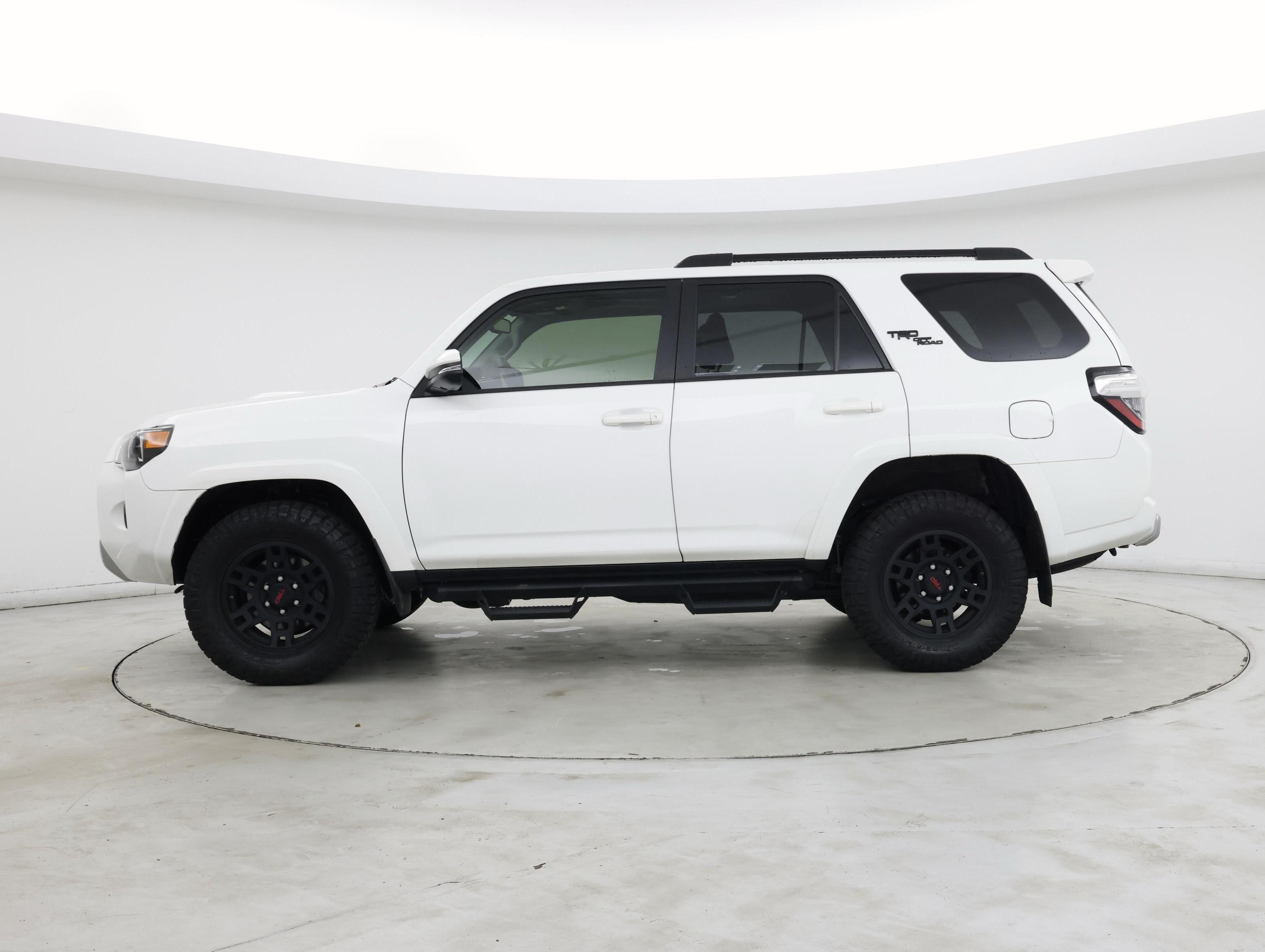 Thumbnail: 2024 Toyota 4Runner - 3