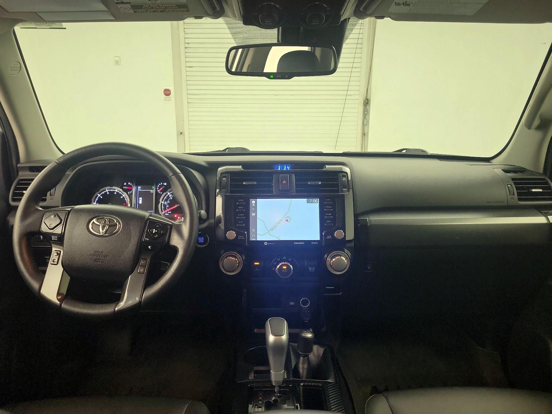 Thumbnail: 2022 Toyota 4Runner - 9