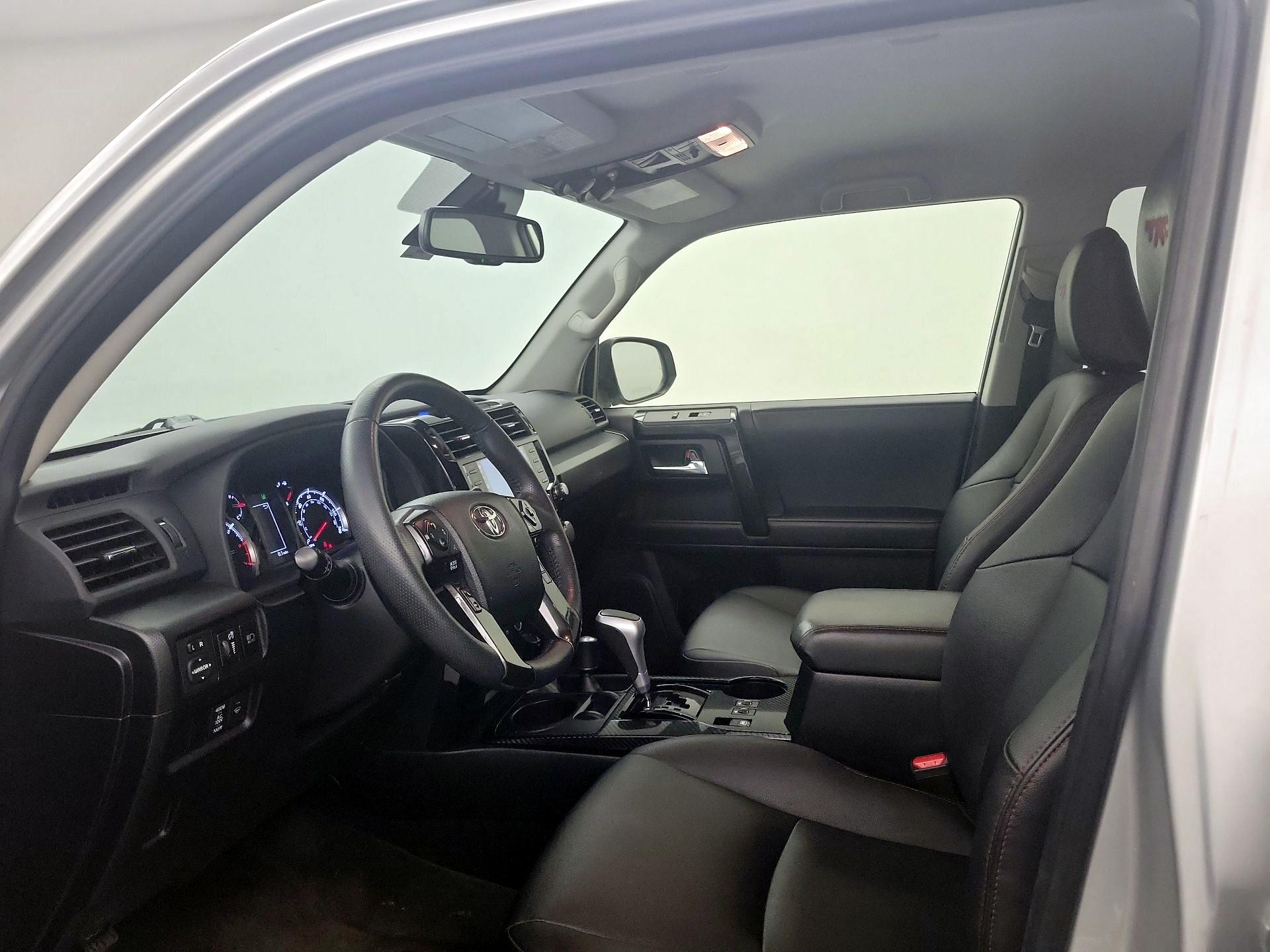 Thumbnail: 2022 Toyota 4Runner - 11