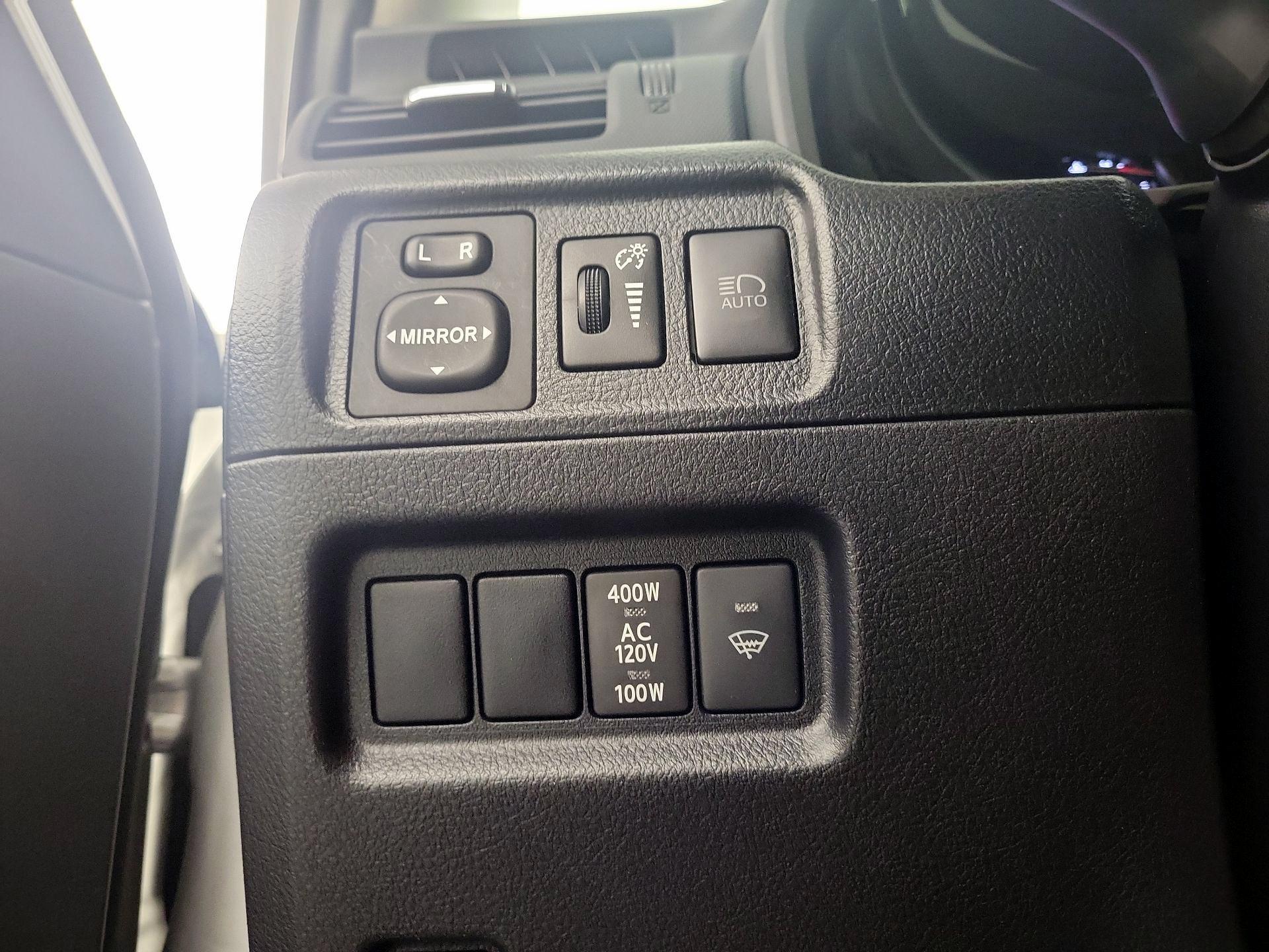 Thumbnail: 2022 Toyota 4Runner - 13