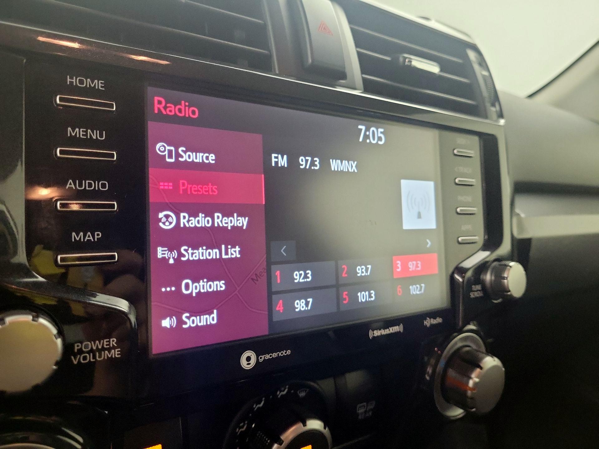 Thumbnail: 2022 Toyota 4Runner - 16