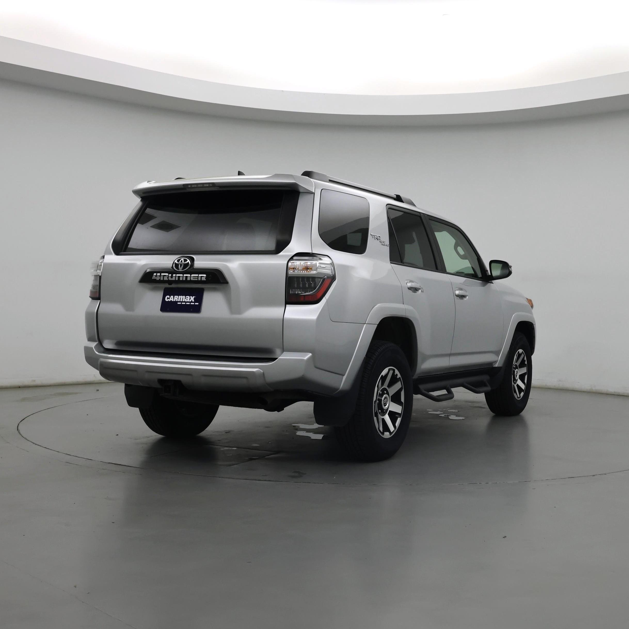 Thumbnail: 2022 Toyota 4Runner - 8