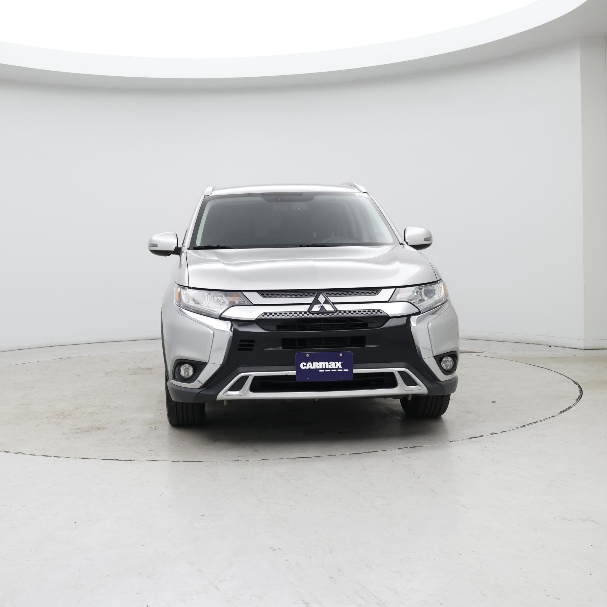 Thumbnail: 2019 Mitsubishi Outlander - 5