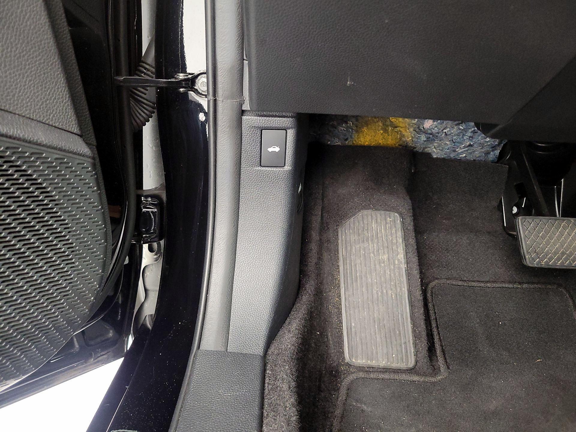 Thumbnail: 2023 Honda Accord - 13