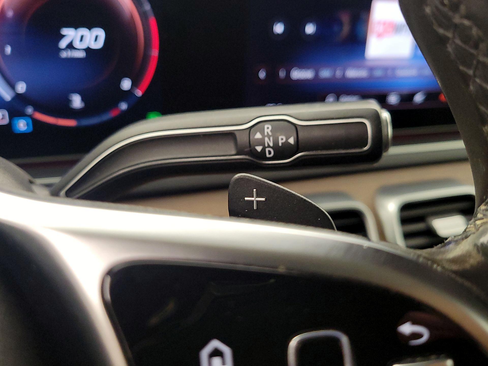 Thumbnail: 2020 Mercedes-Benz GLE - 18