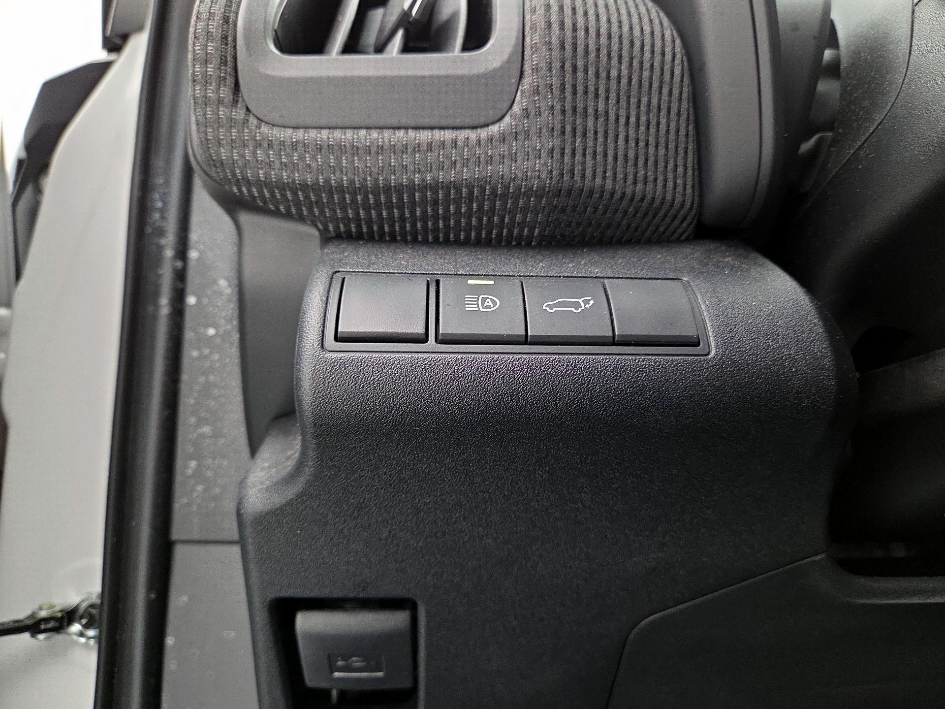 Thumbnail: 2025 Subaru Solterra - 13