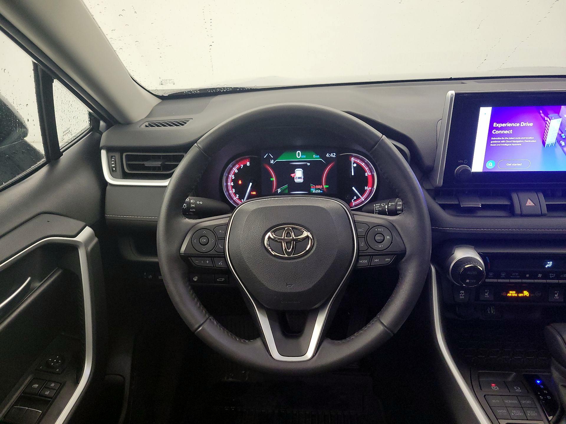 Thumbnail: 2023 Toyota RAV4 - 10