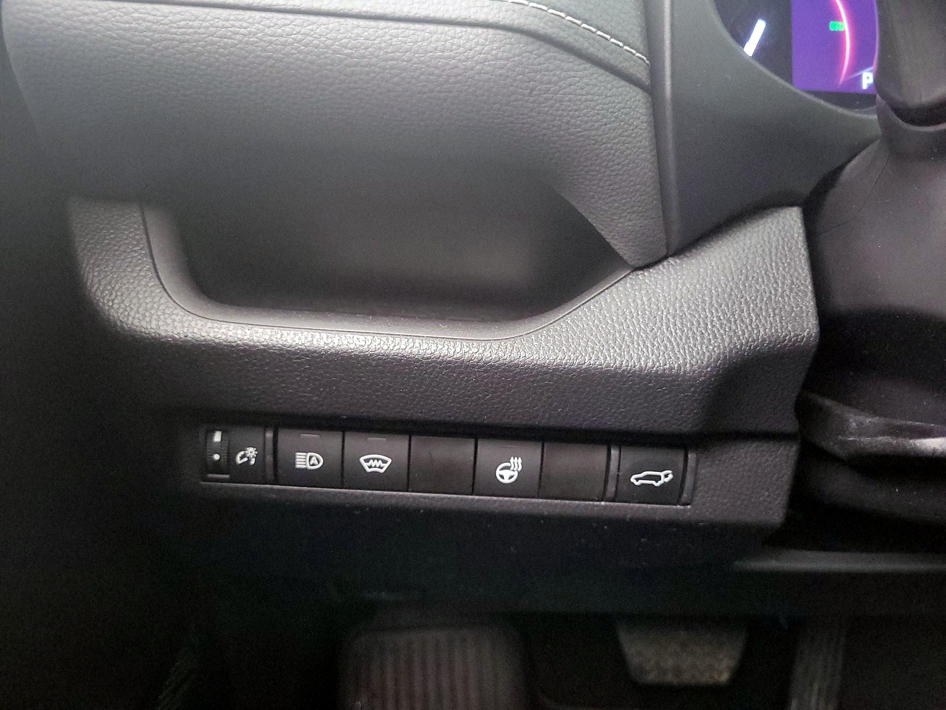 Thumbnail: 2023 Toyota RAV4 - 13