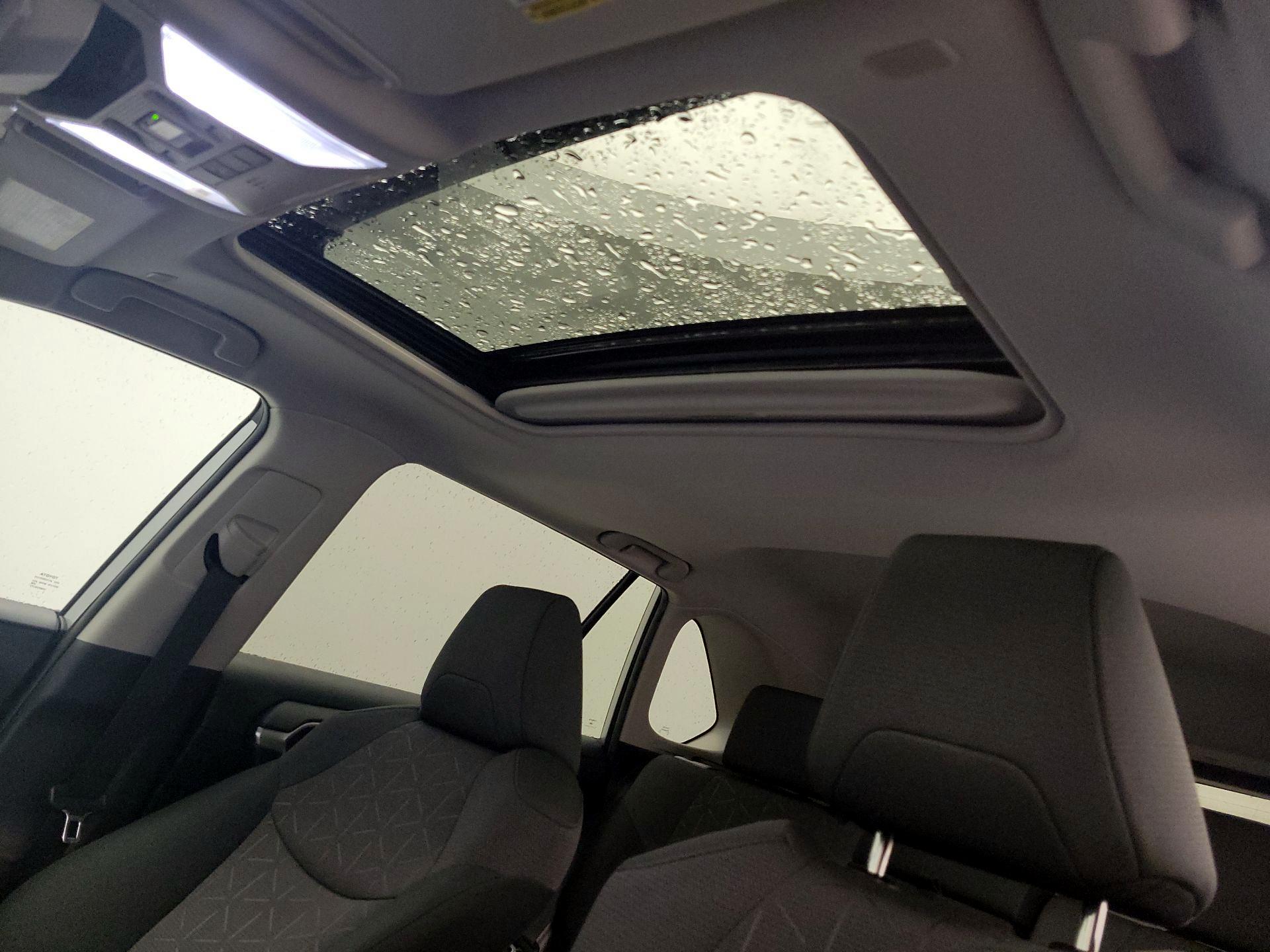 Thumbnail: 2023 Toyota RAV4 - 19