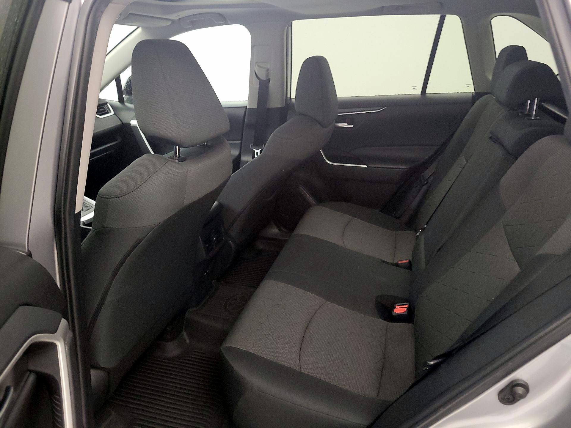 Thumbnail: 2023 Toyota RAV4 - 20