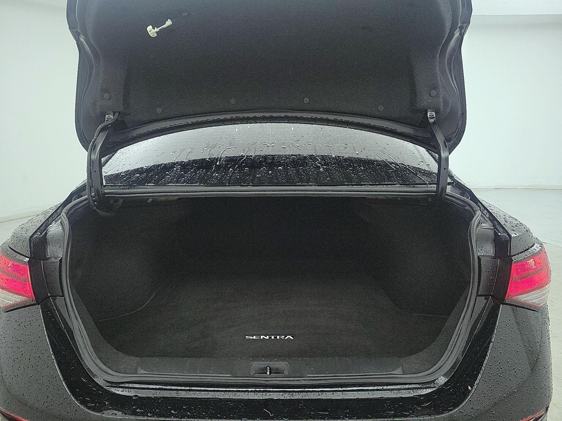 Thumbnail: 2024 Nissan Sentra - 20