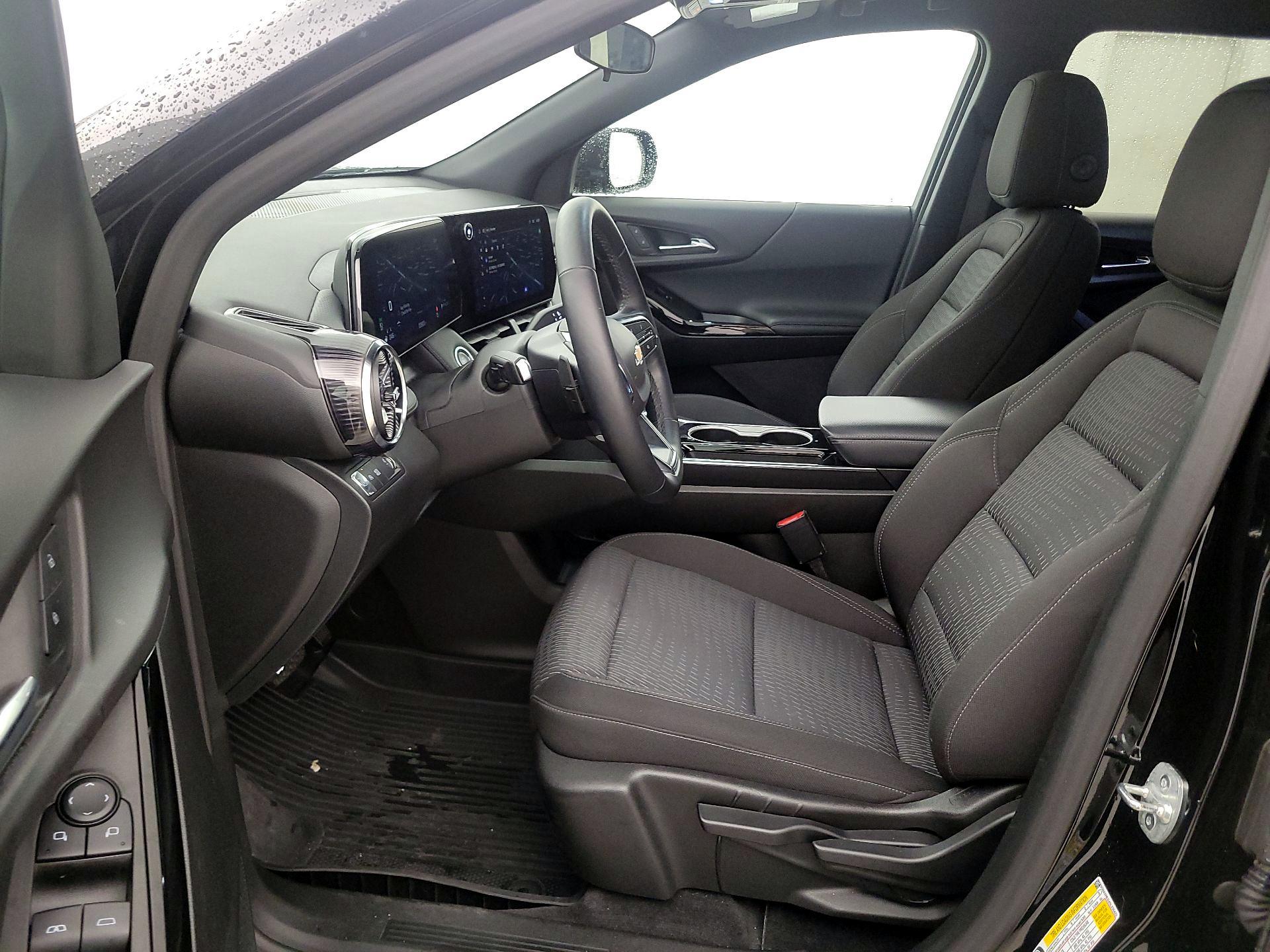 Thumbnail: 2025 Chevrolet Equinox - 11