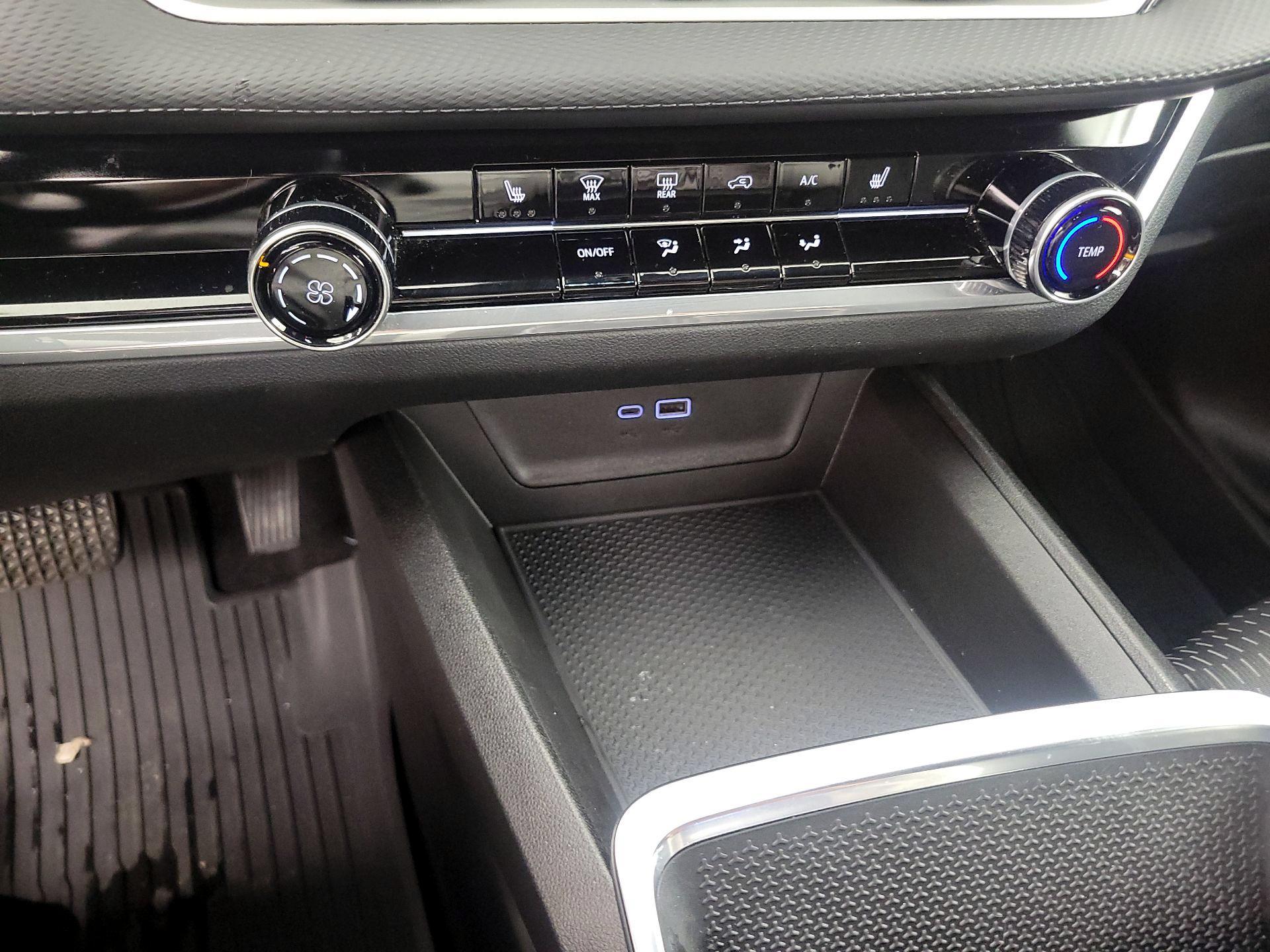 Thumbnail: 2025 Chevrolet Equinox - 17