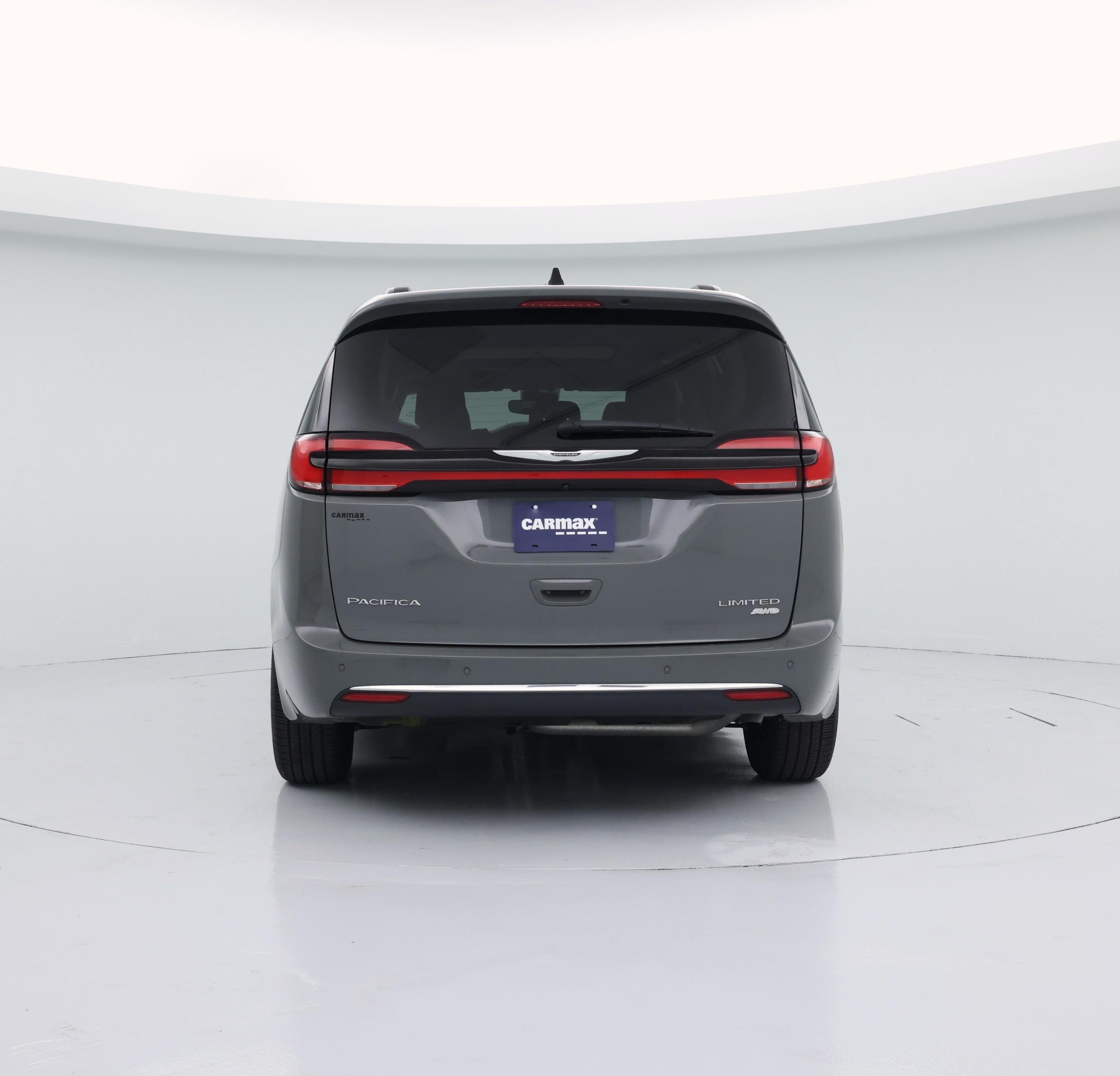 Thumbnail: 2023 Chrysler Pacifica - 6