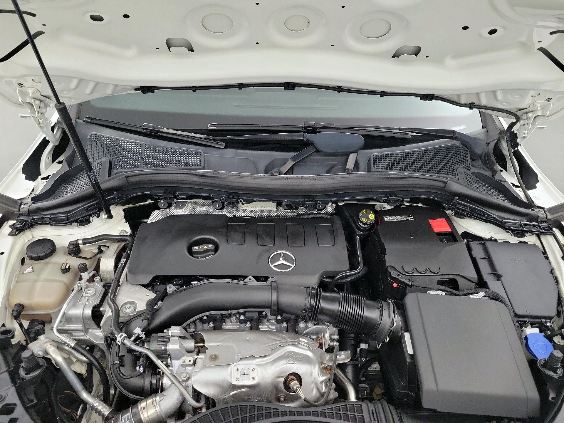 Thumbnail: 2021 Mercedes-Benz GLA - 19