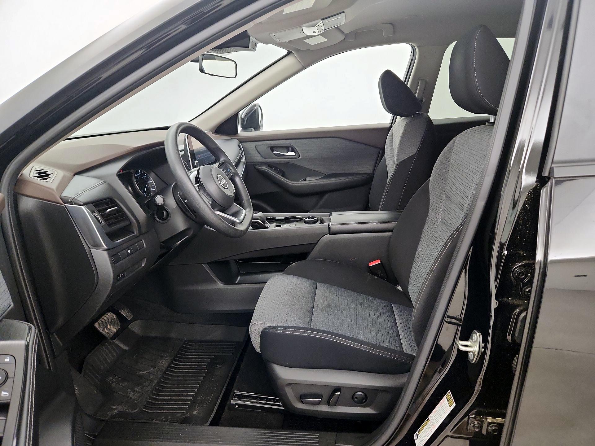 Thumbnail: 2023 Nissan Rogue - 11