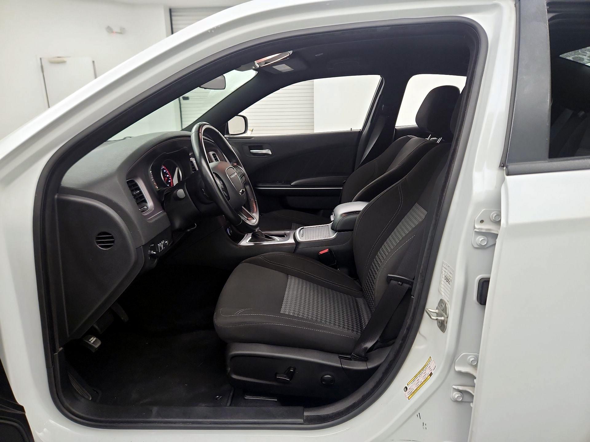 Thumbnail: 2023 Dodge Charger - 9