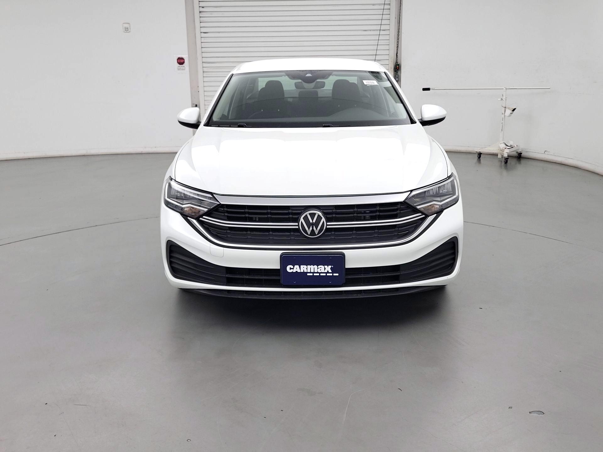 Thumbnail: 2024 Volkswagen Jetta - 2