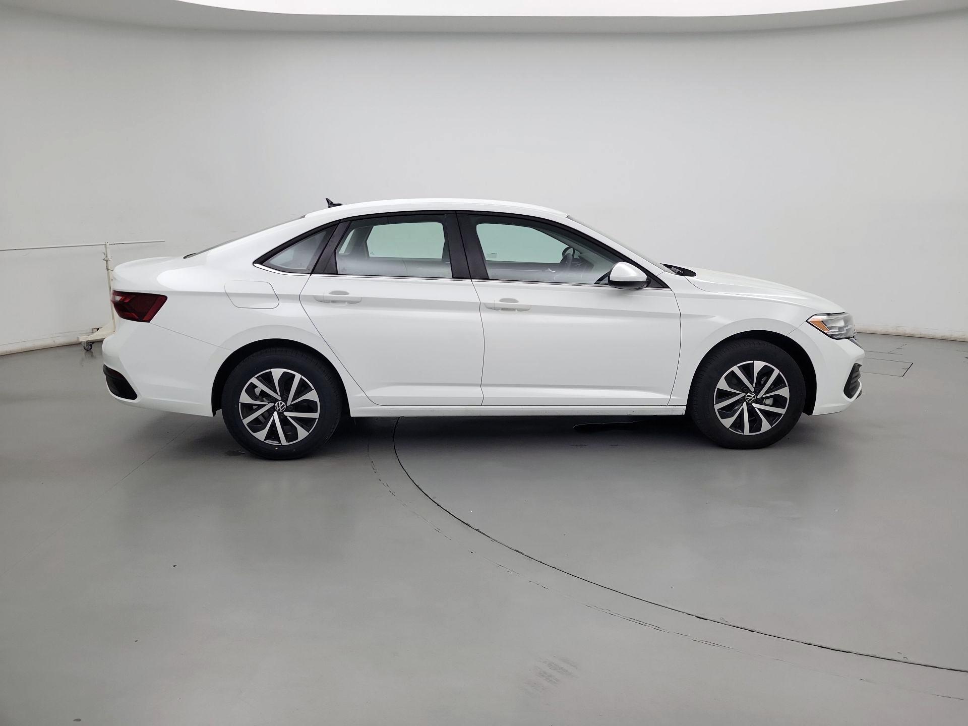 Thumbnail: 2024 Volkswagen Jetta - 4
