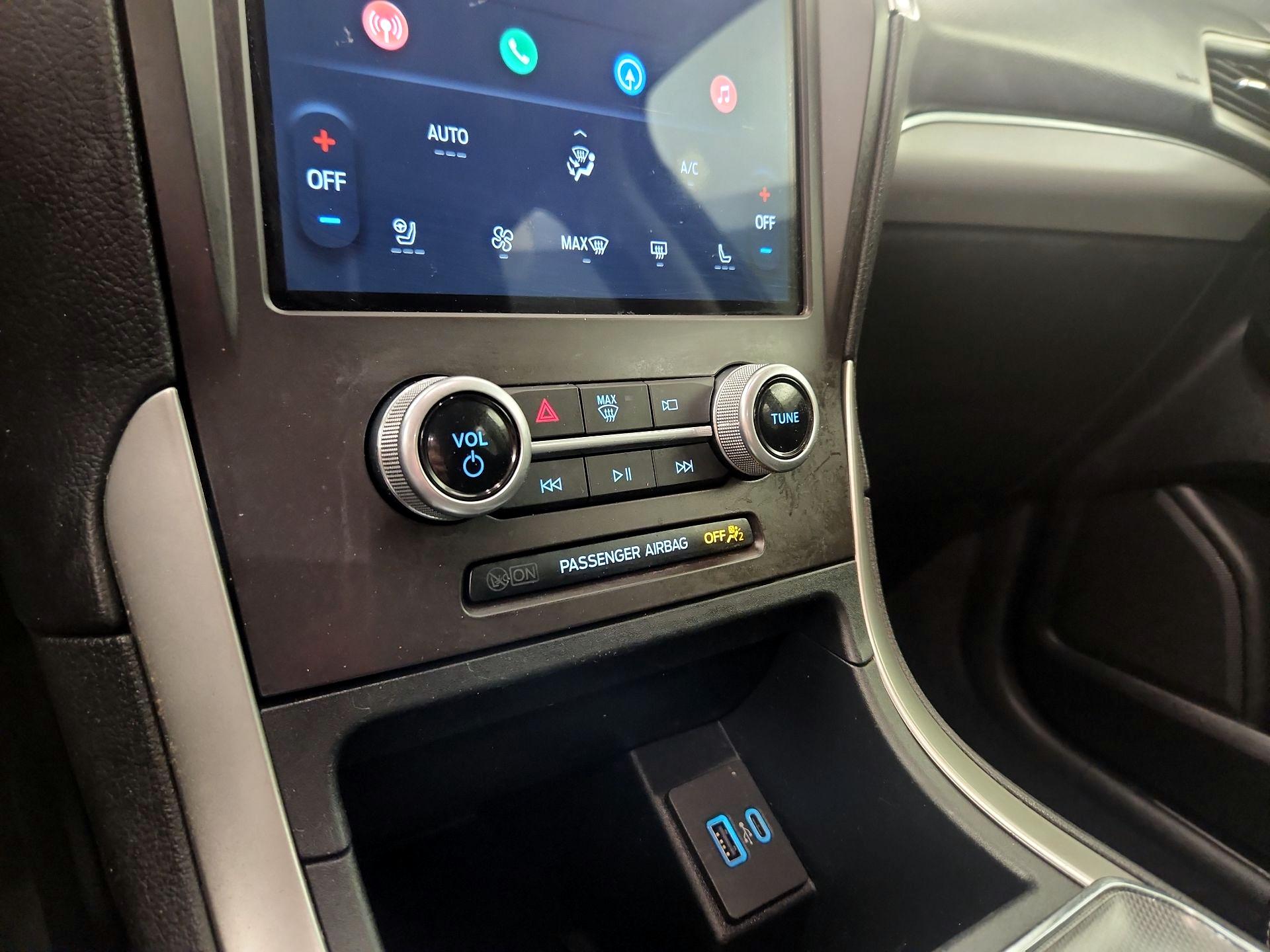 Thumbnail: 2021 Ford Edge - 15