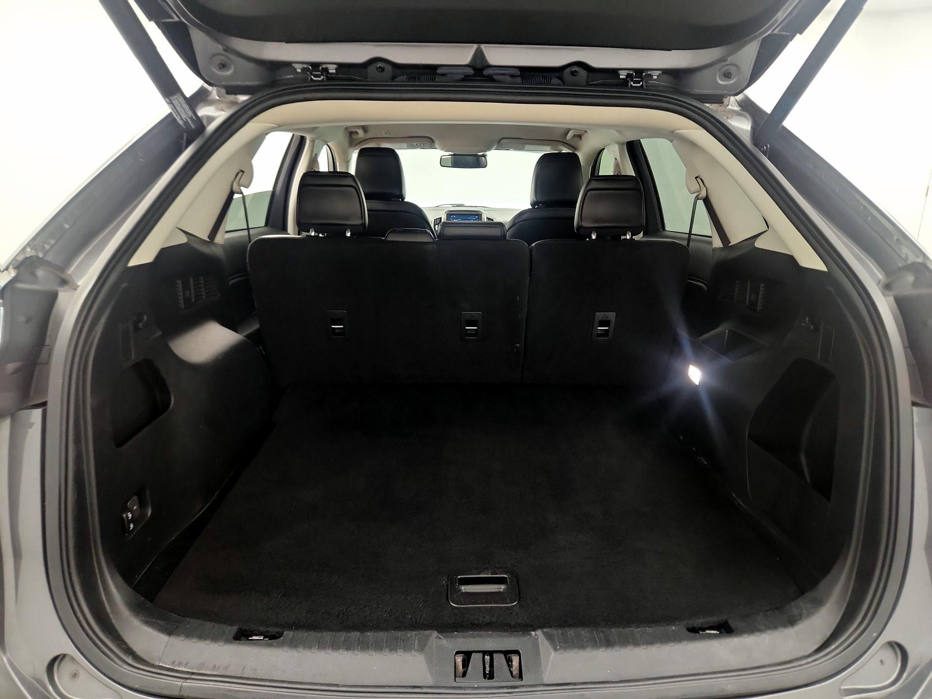 Thumbnail: 2021 Ford Edge - 19